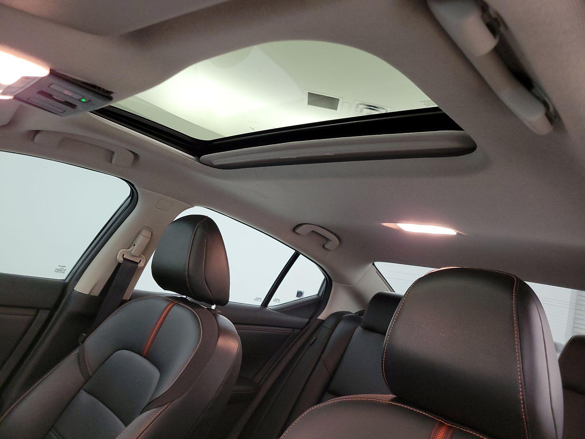 Thumbnail: 2021 Nissan Sentra - 19