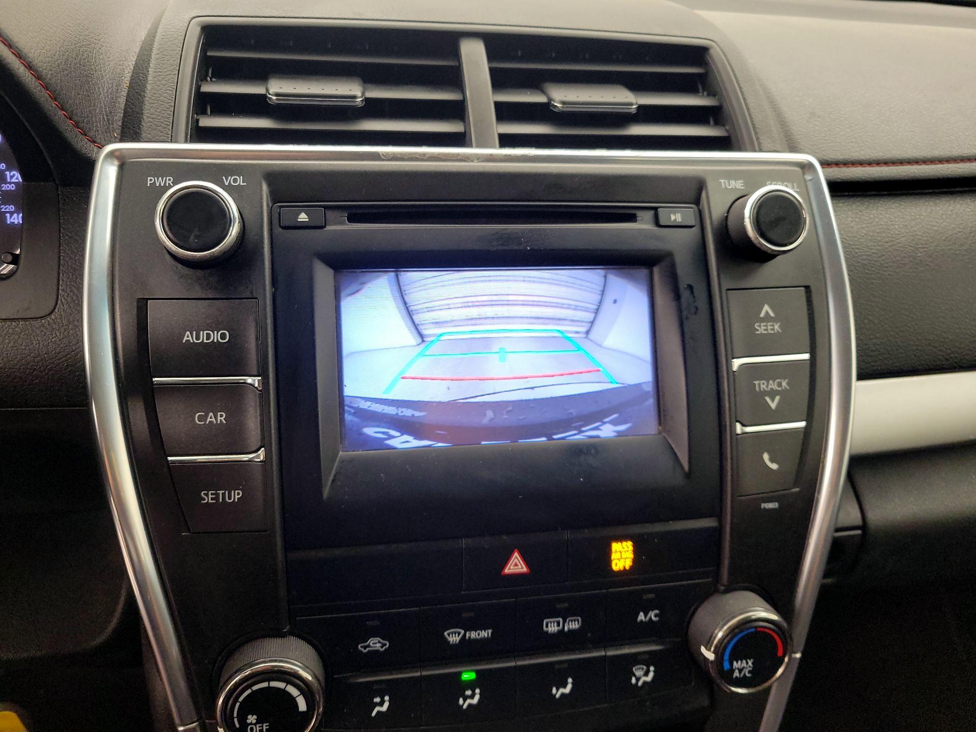 Thumbnail: 2015 Toyota Camry - 14