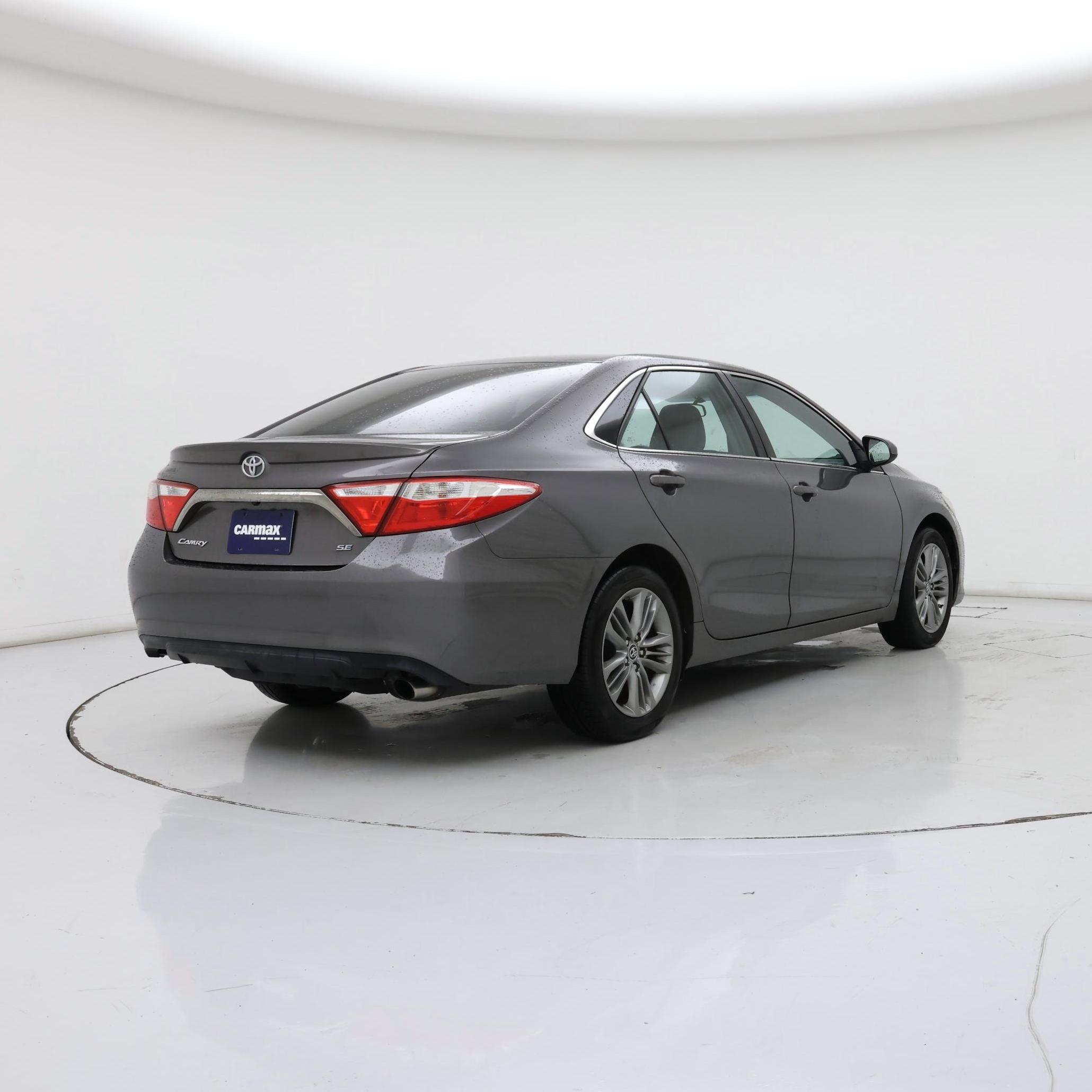 Thumbnail: 2015 Toyota Camry - 8