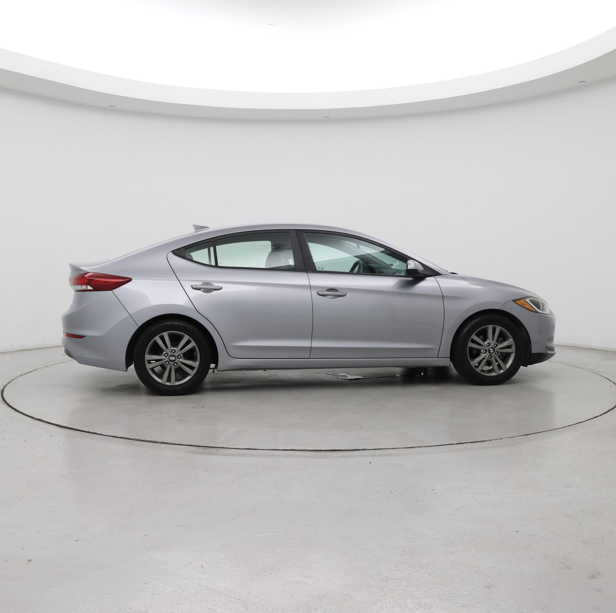 Thumbnail: 2017 Hyundai Elantra - 7
