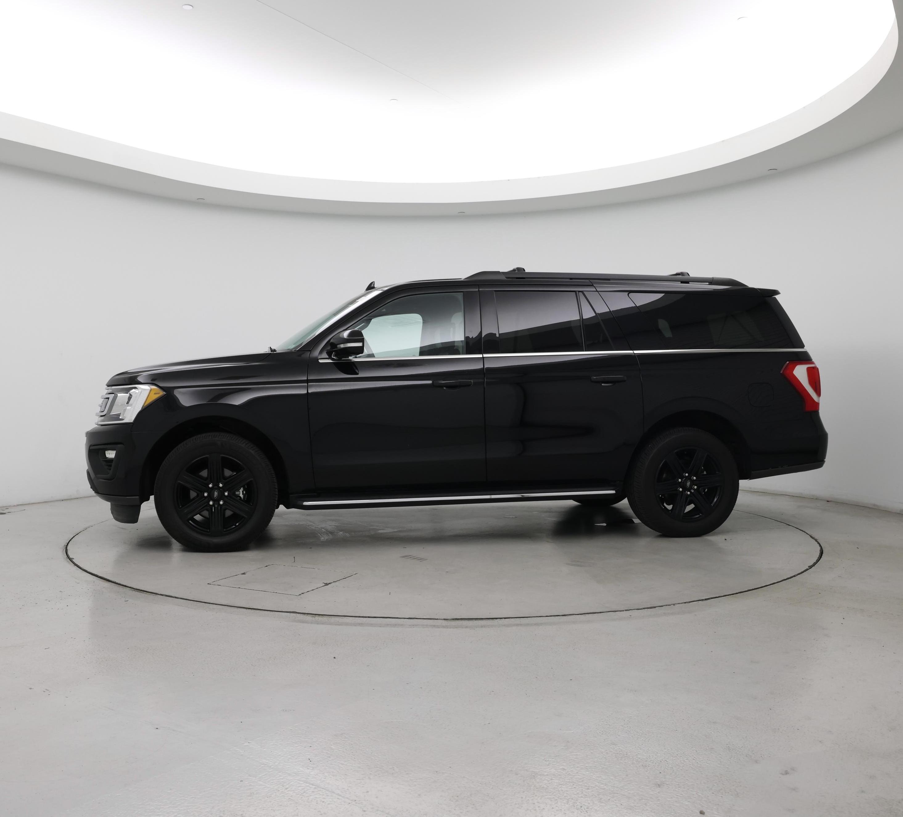 Thumbnail: 2021 Ford Expedition - 3