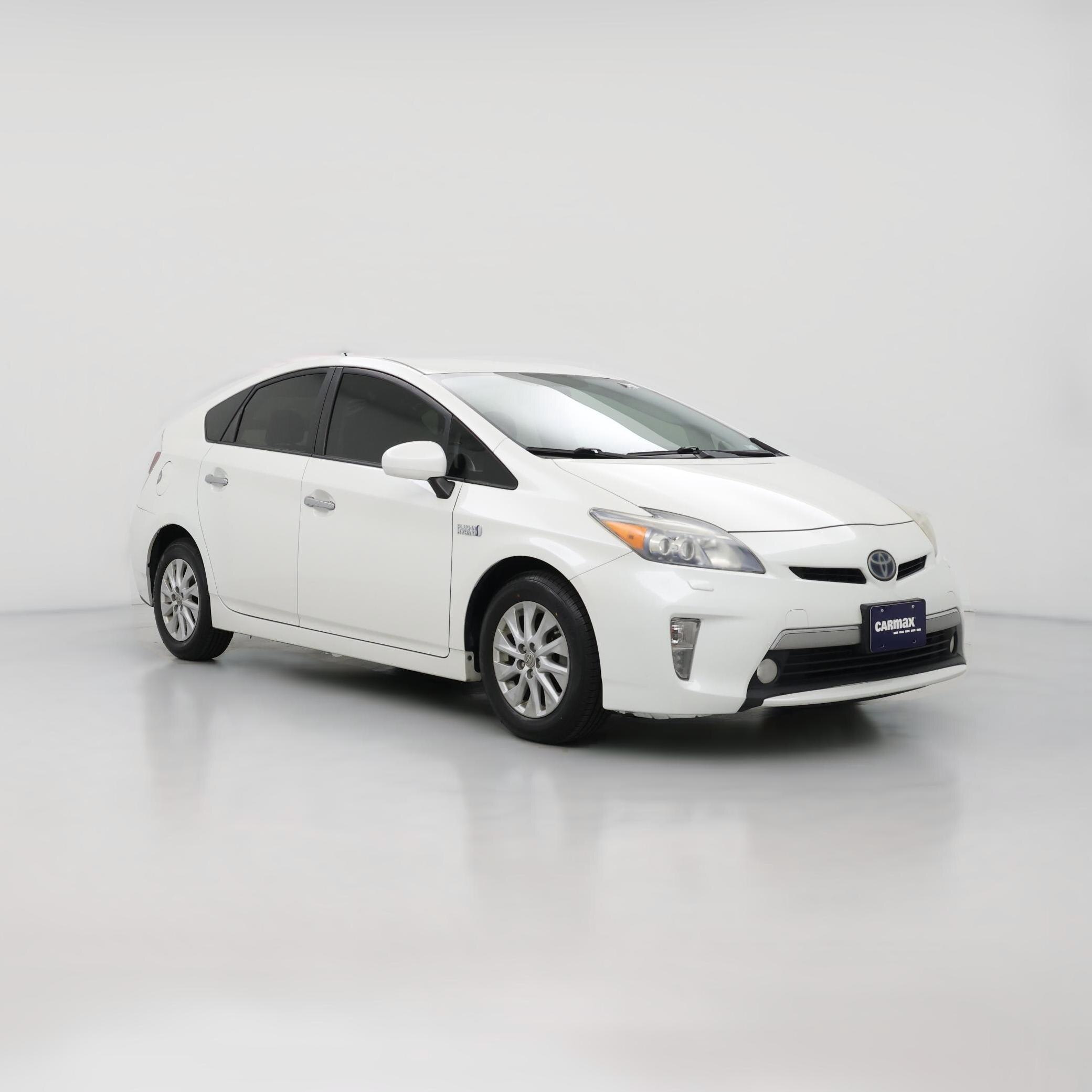 Thumbnail: 2013 Toyota Prius - 1