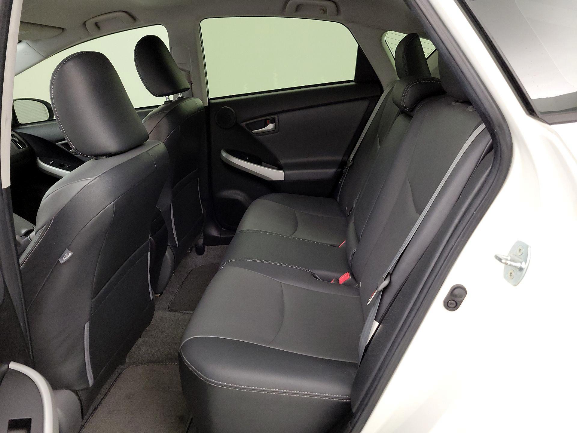 Thumbnail: 2013 Toyota Prius - 20