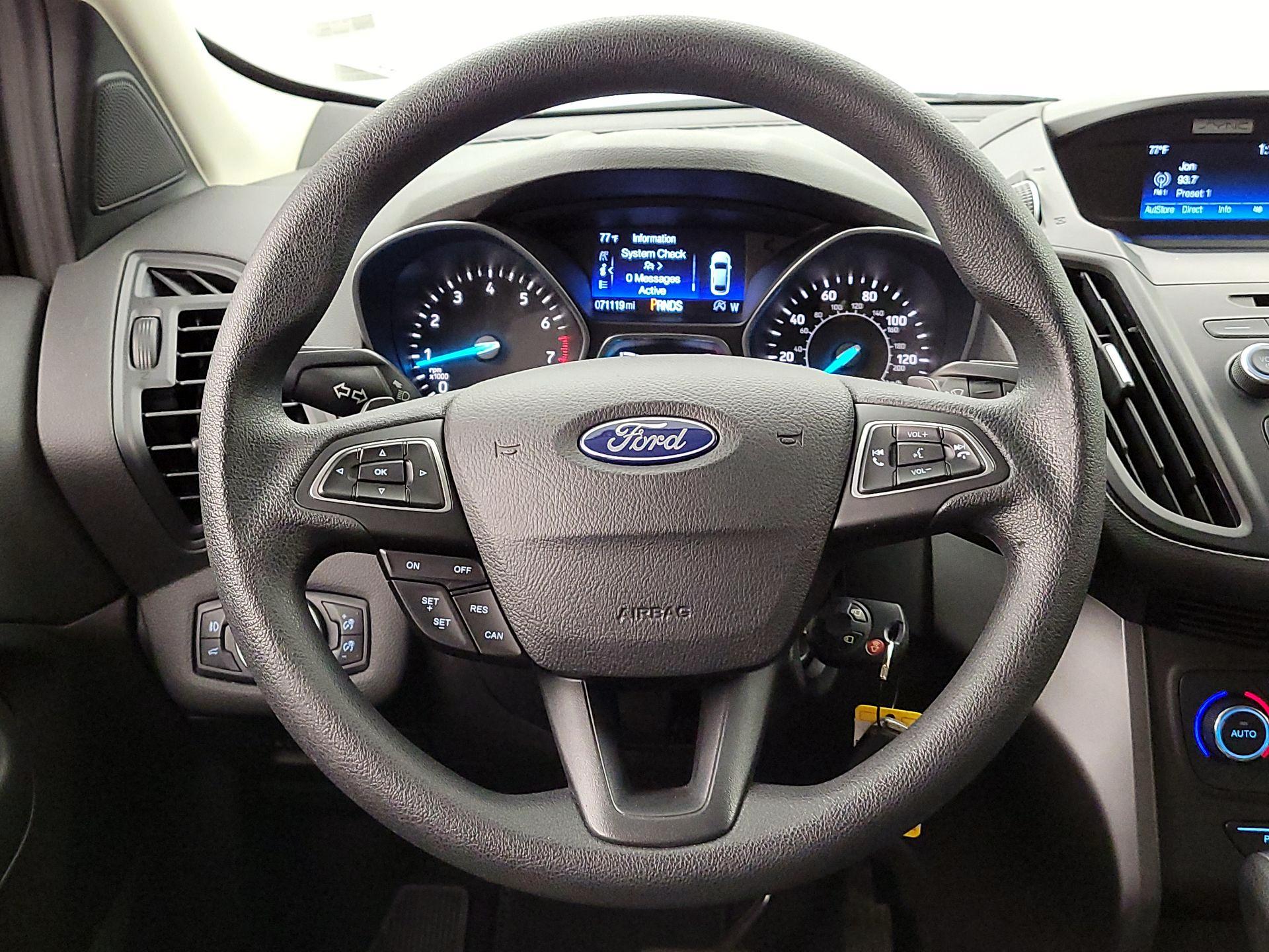 Thumbnail: 2017 Ford Escape - 10