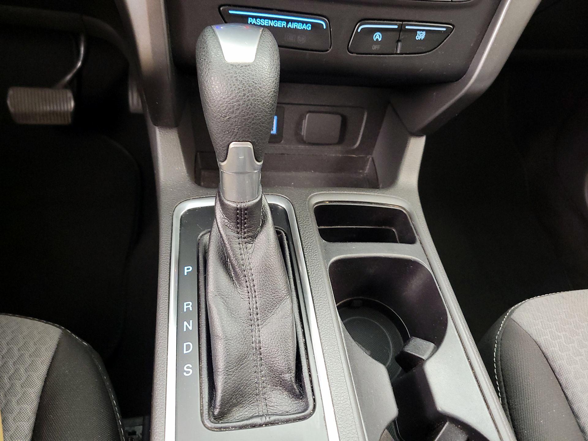 Thumbnail: 2017 Ford Escape - 17