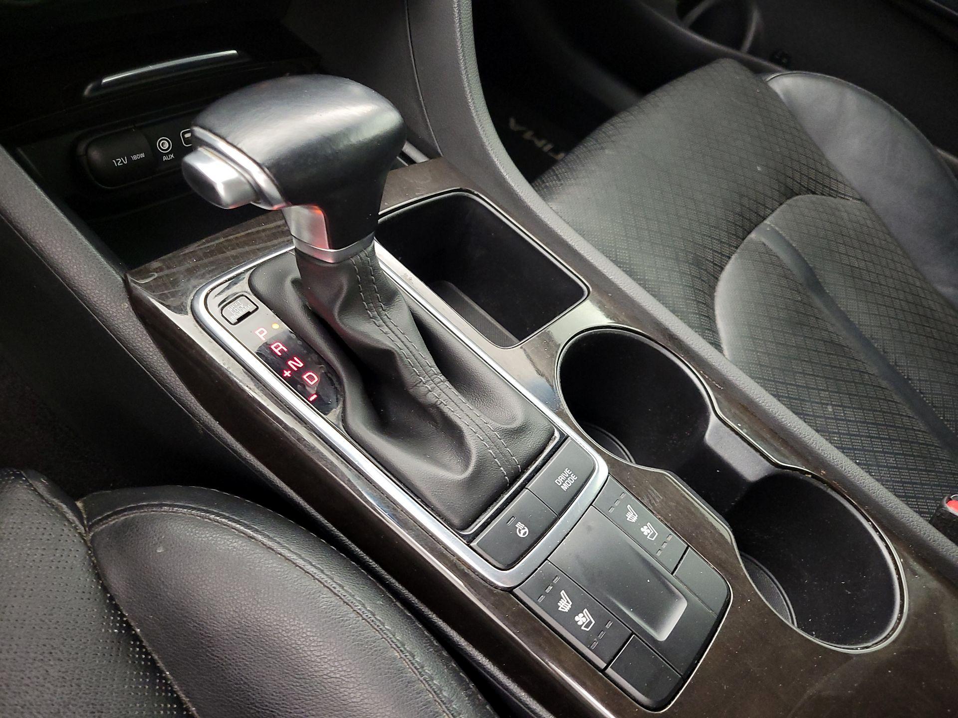 Thumbnail: 2016 Kia Optima - 18