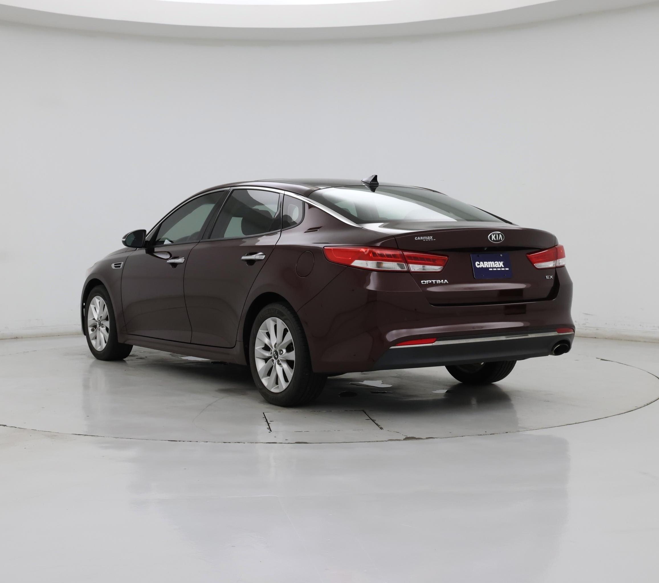 Thumbnail: 2016 Kia Optima - 2