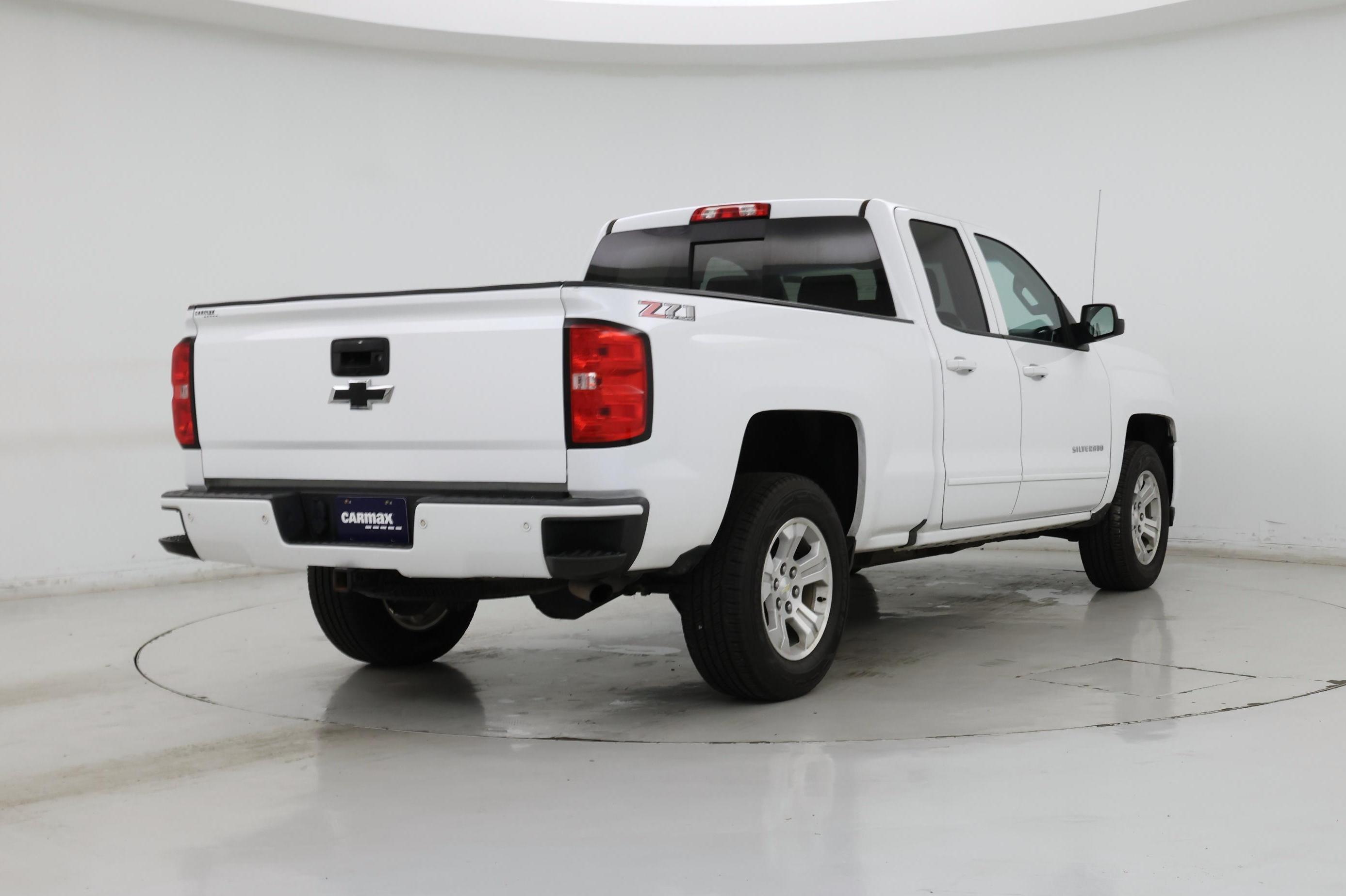 Thumbnail: 2018 Chevrolet Silverado 1500 - 8