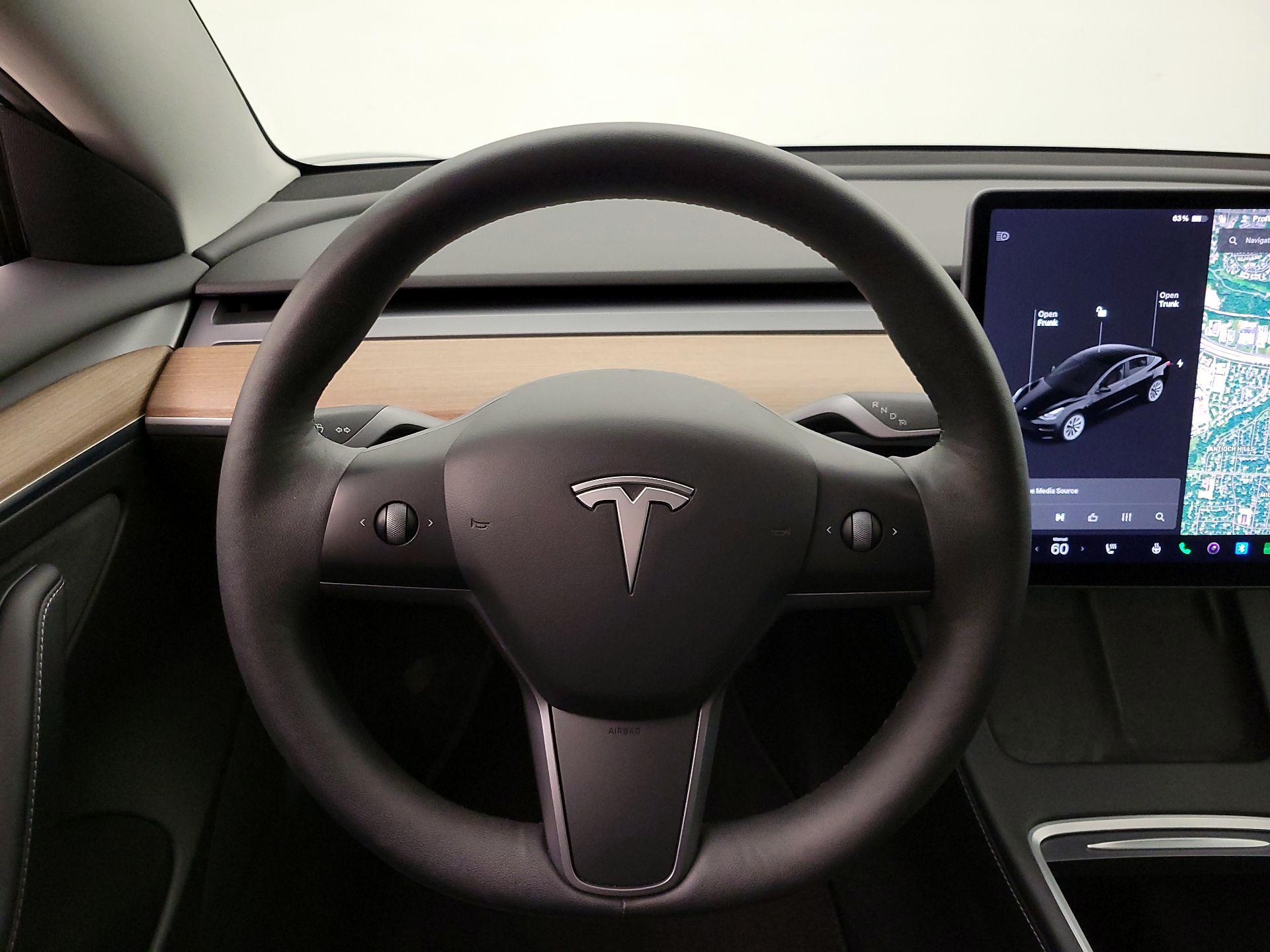 Thumbnail: 2021 Tesla Model 3 - 10