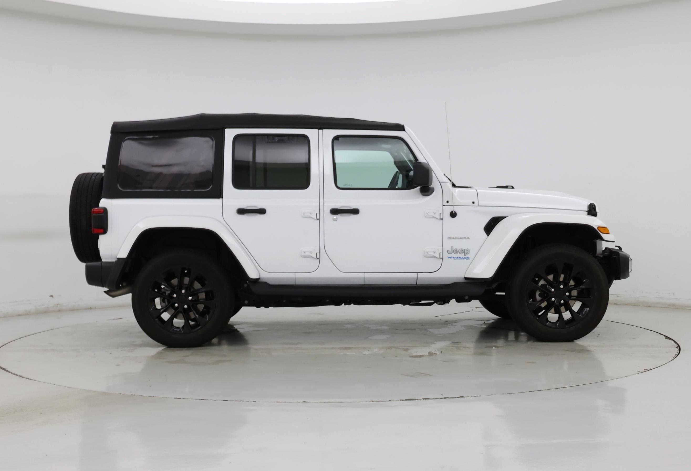 Thumbnail: 2021 Jeep Wrangler - 7