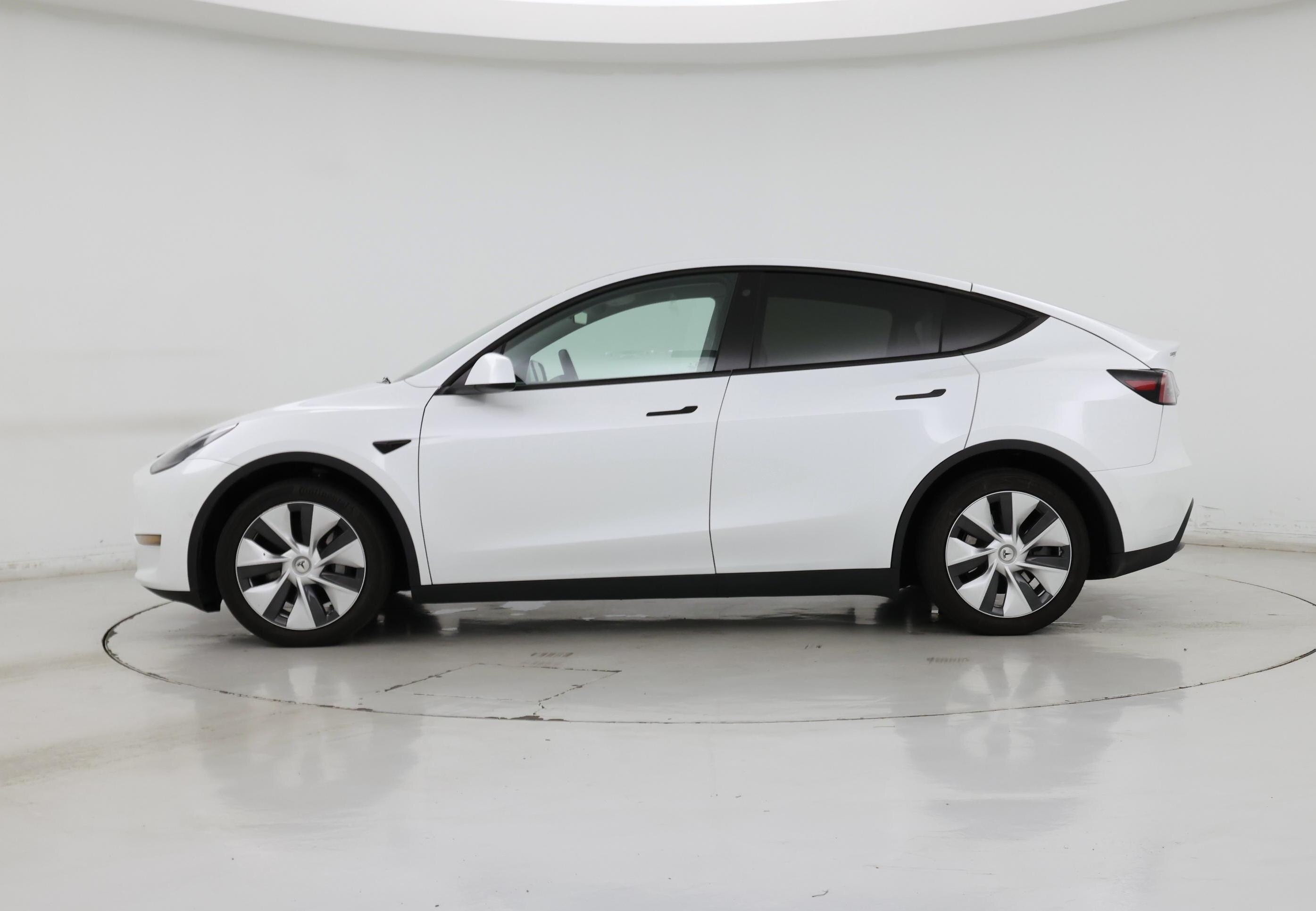 Thumbnail: 2021 Tesla Model Y - 3