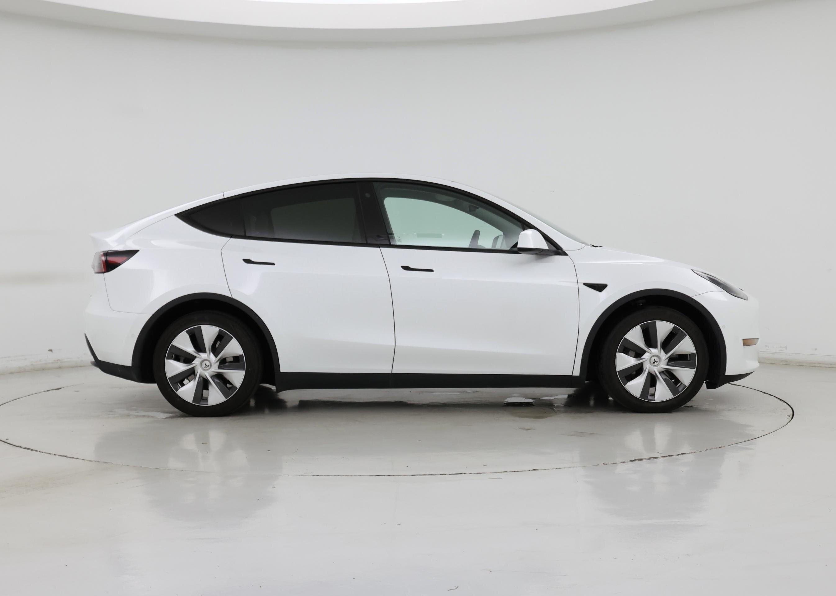 Thumbnail: 2021 Tesla Model Y - 7