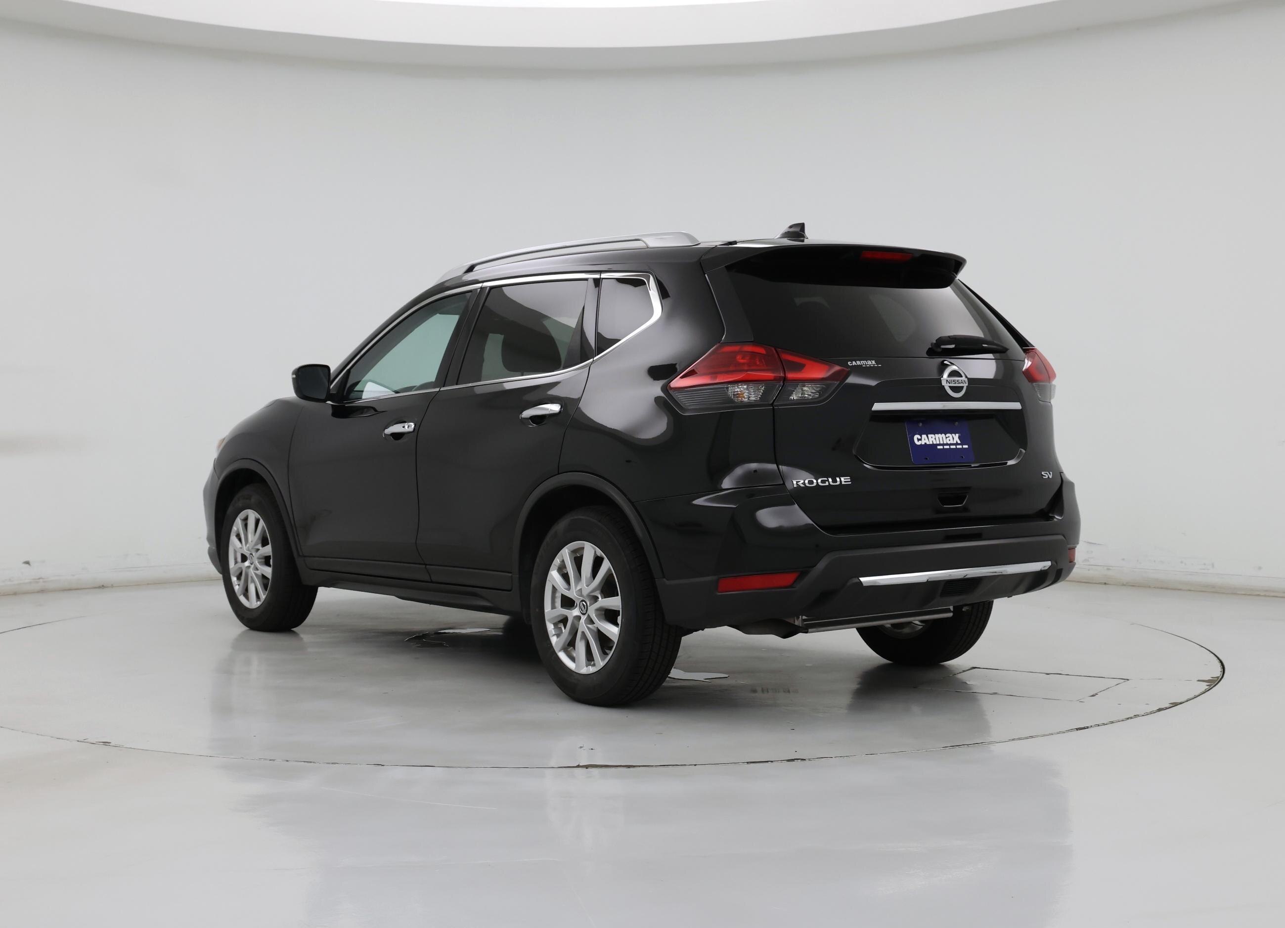 Thumbnail: 2017 Nissan Rogue - 2