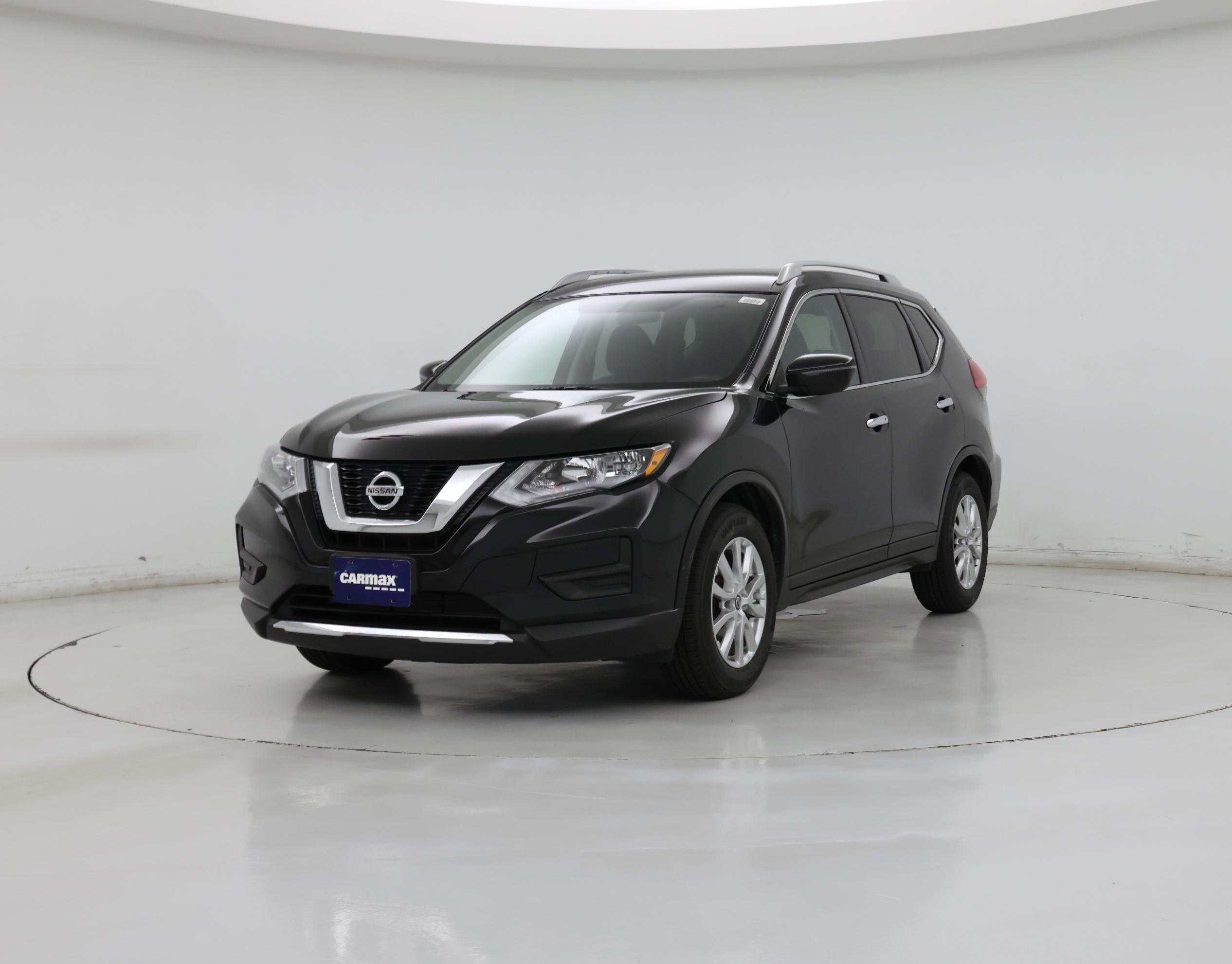 Thumbnail: 2017 Nissan Rogue - 4