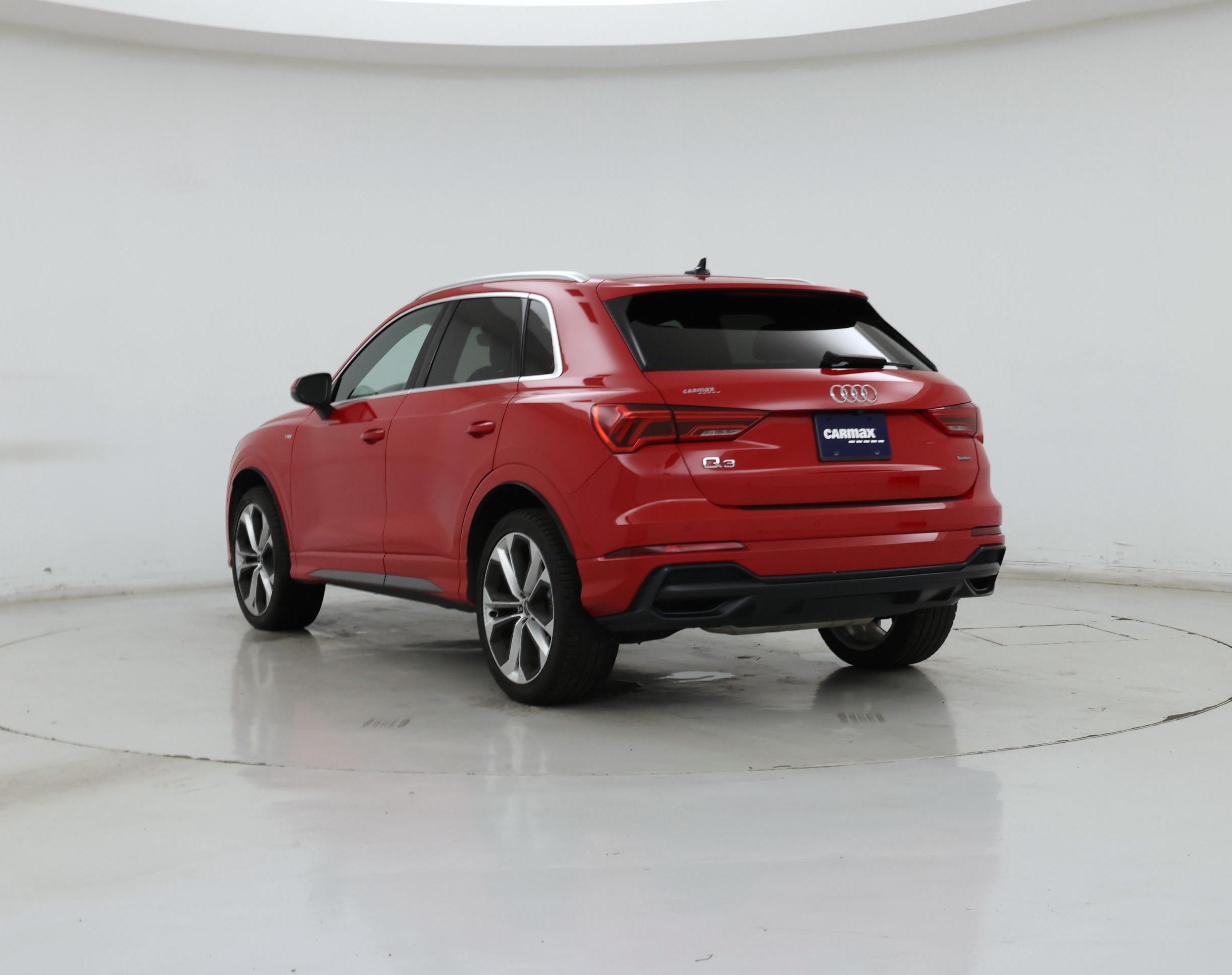 Thumbnail: 2020 Audi Q3 - 2