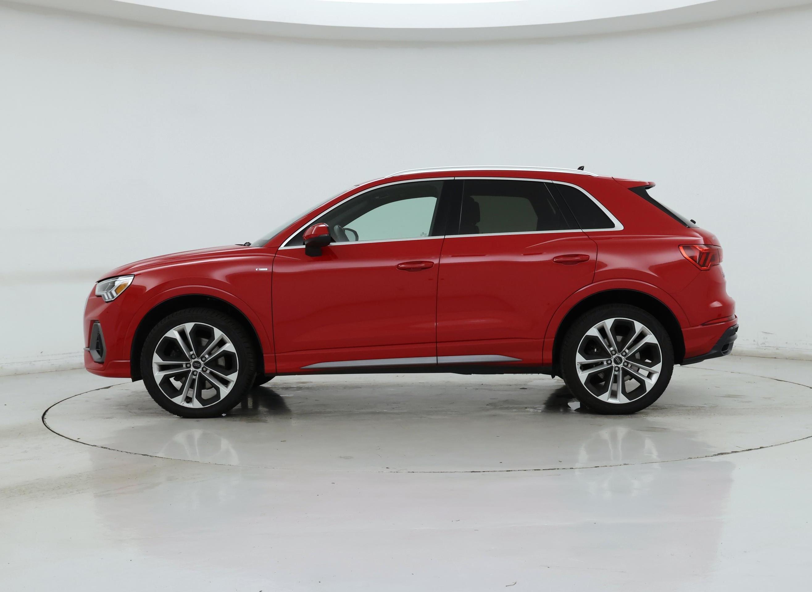 Thumbnail: 2020 Audi Q3 - 3