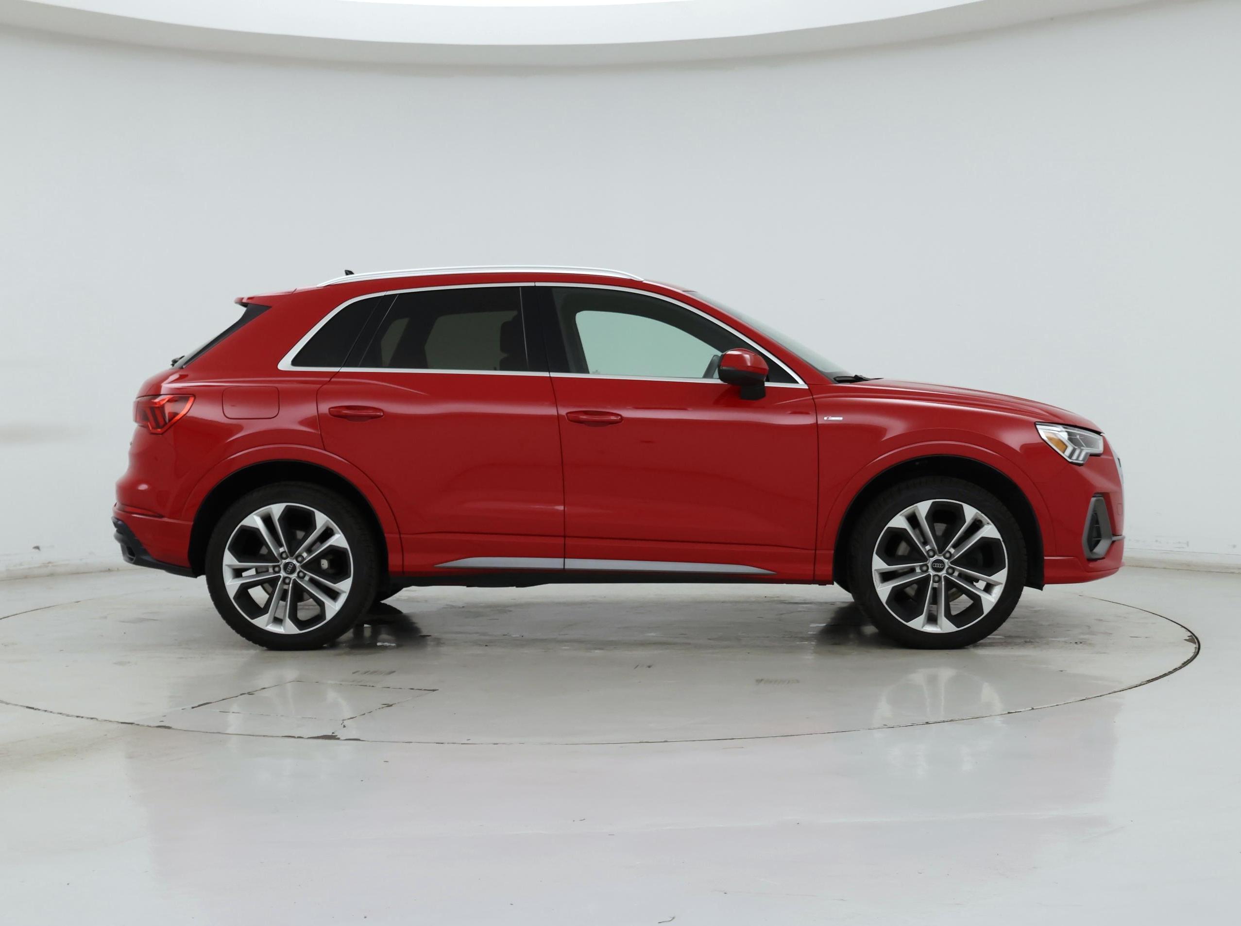 Thumbnail: 2020 Audi Q3 - 7