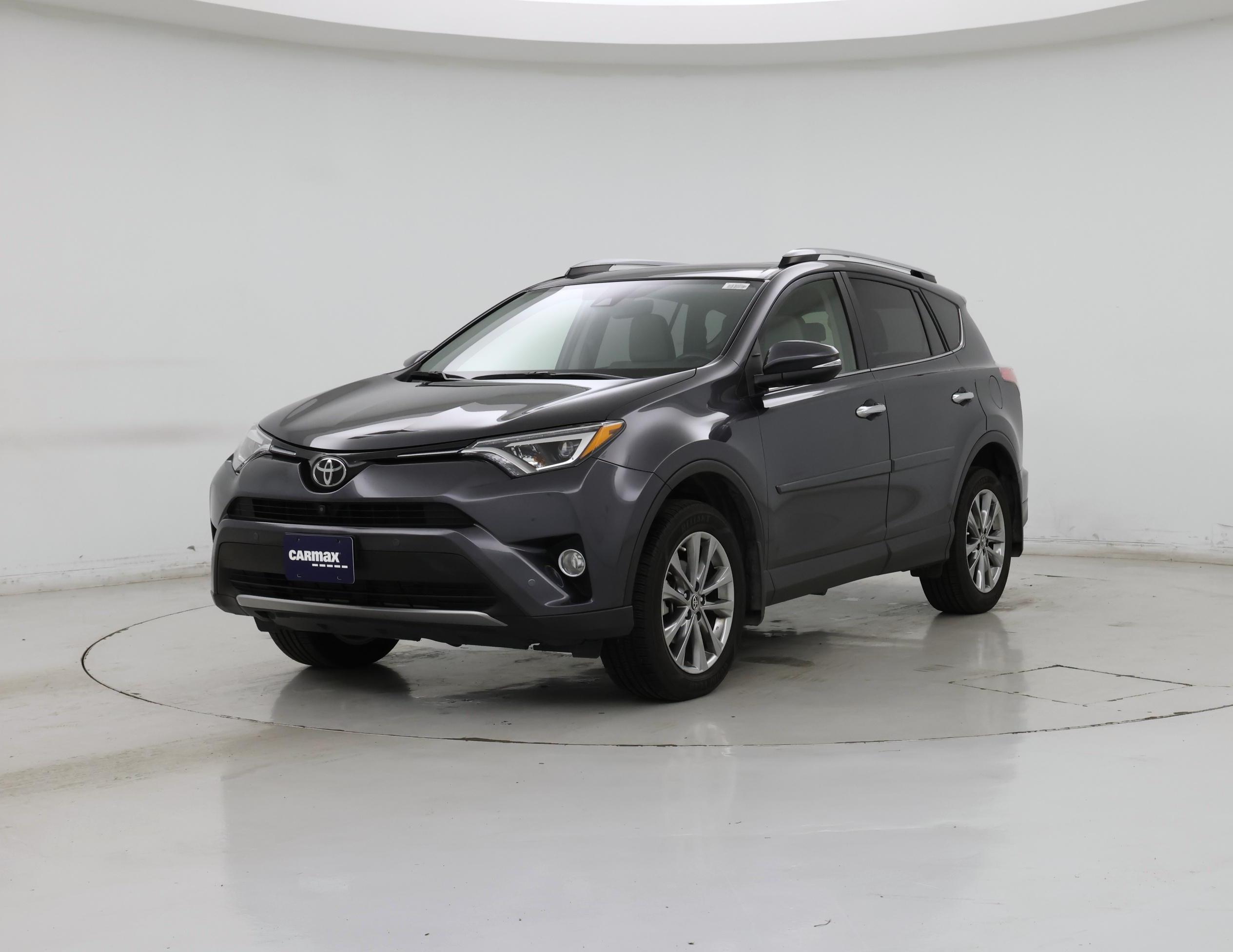 Thumbnail: 2017 Toyota RAV4 - 4