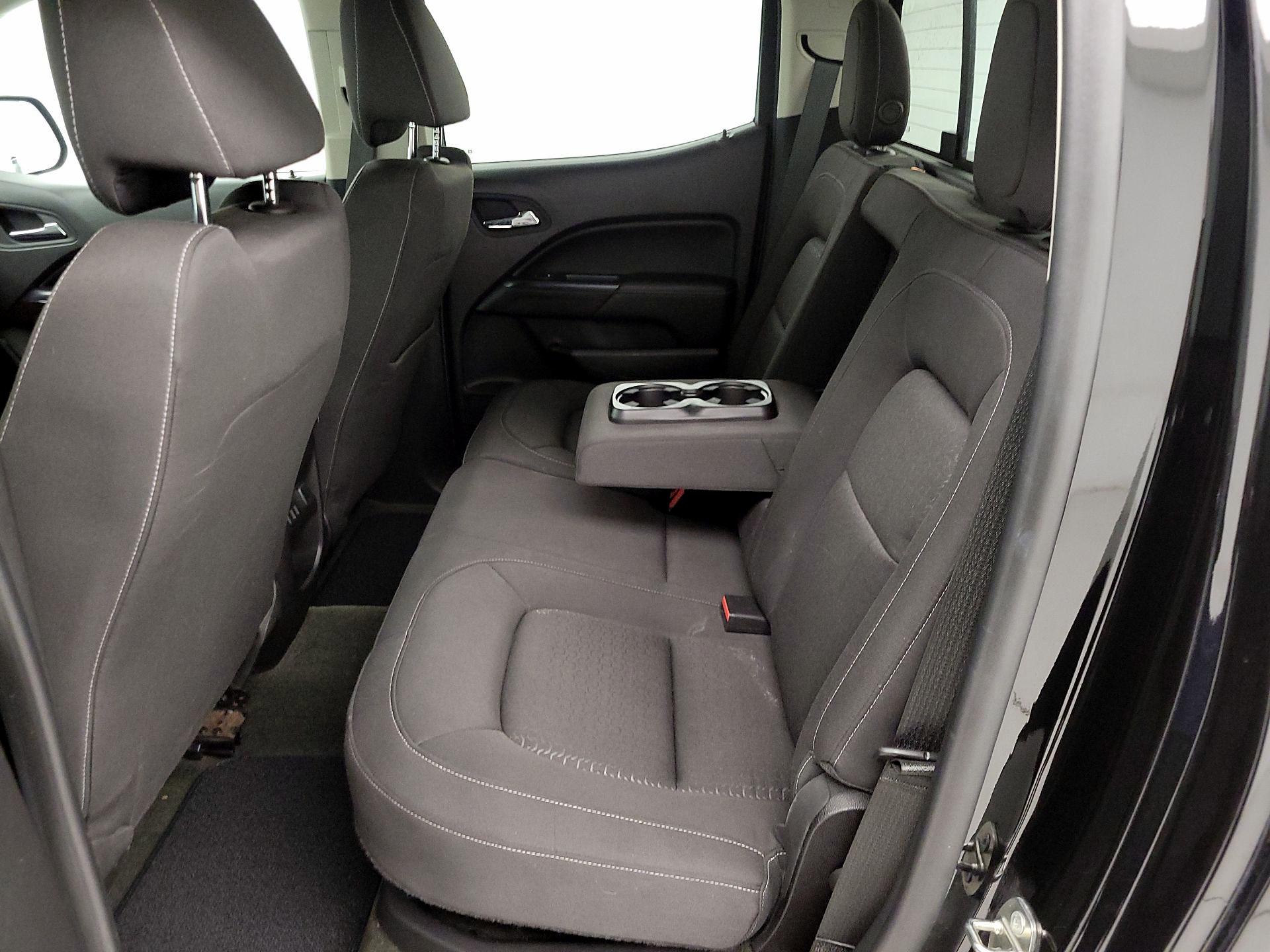 Thumbnail: 2016 GMC Canyon - 19