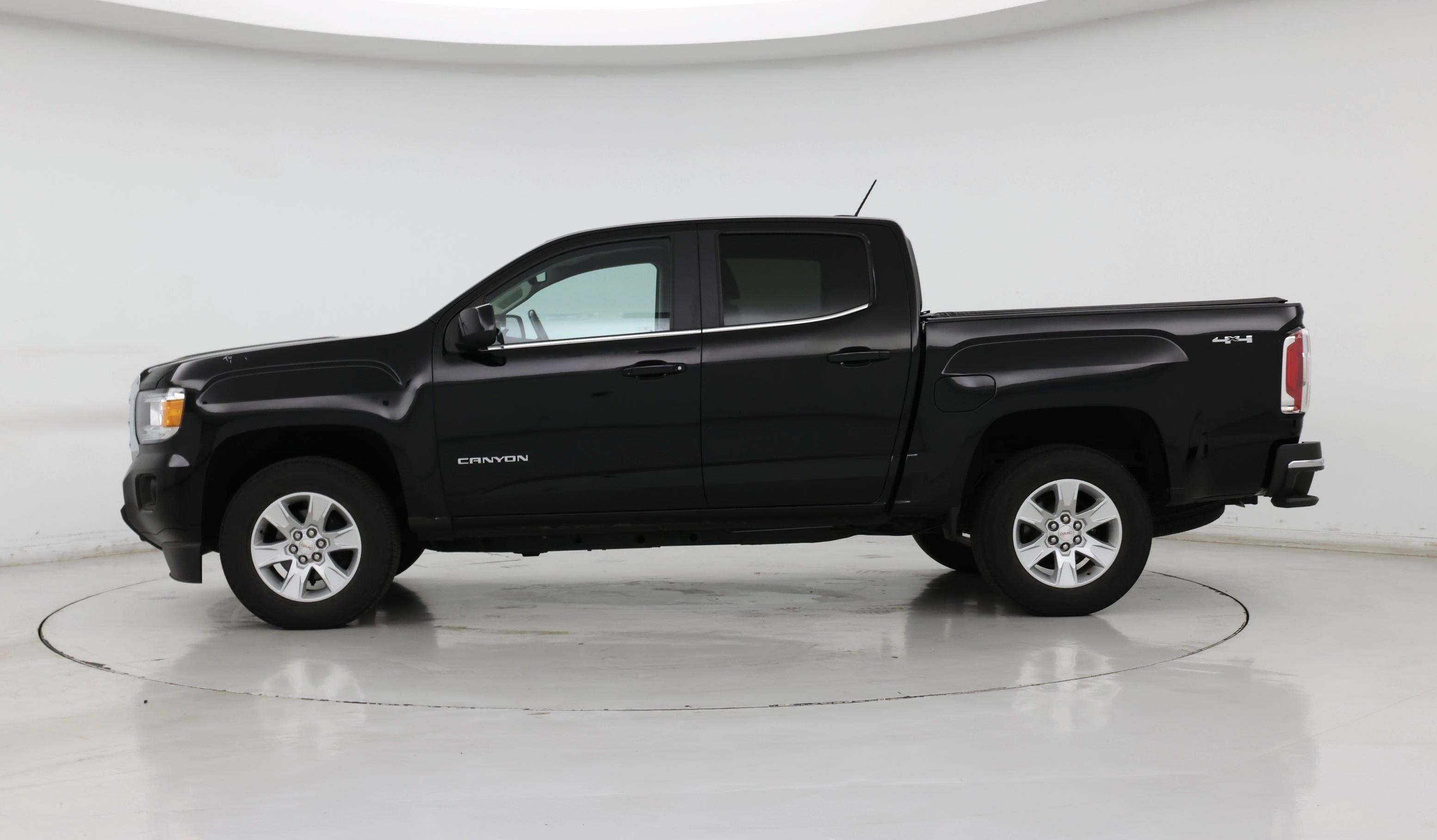 Thumbnail: 2016 GMC Canyon - 3