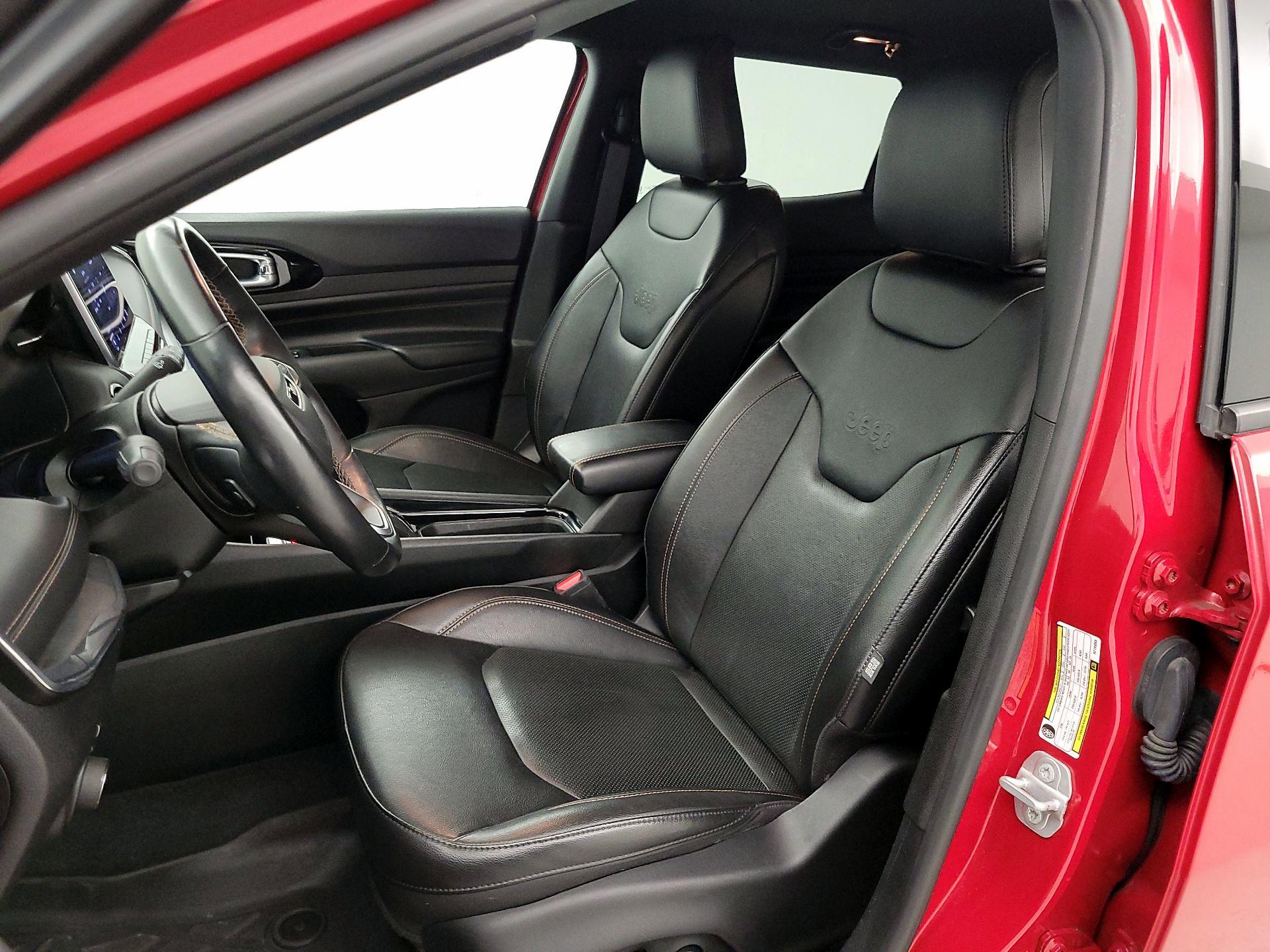 Thumbnail: 2022 Jeep Compass - 11