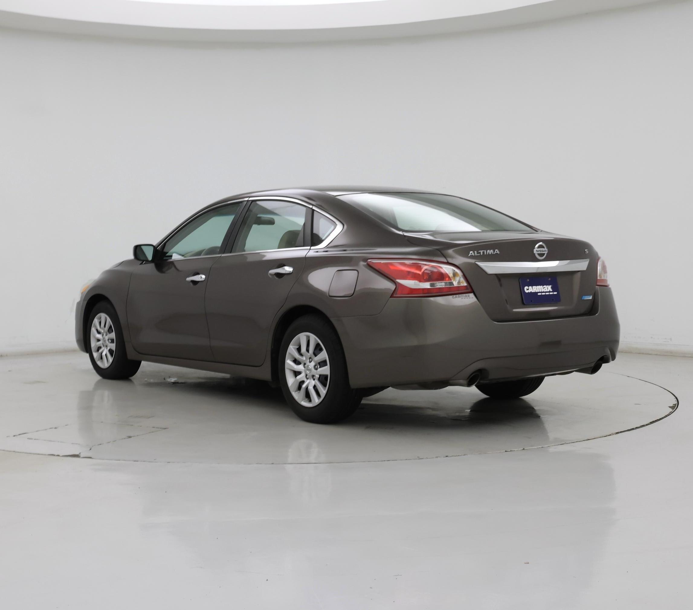 Thumbnail: 2013 Nissan Altima - 2