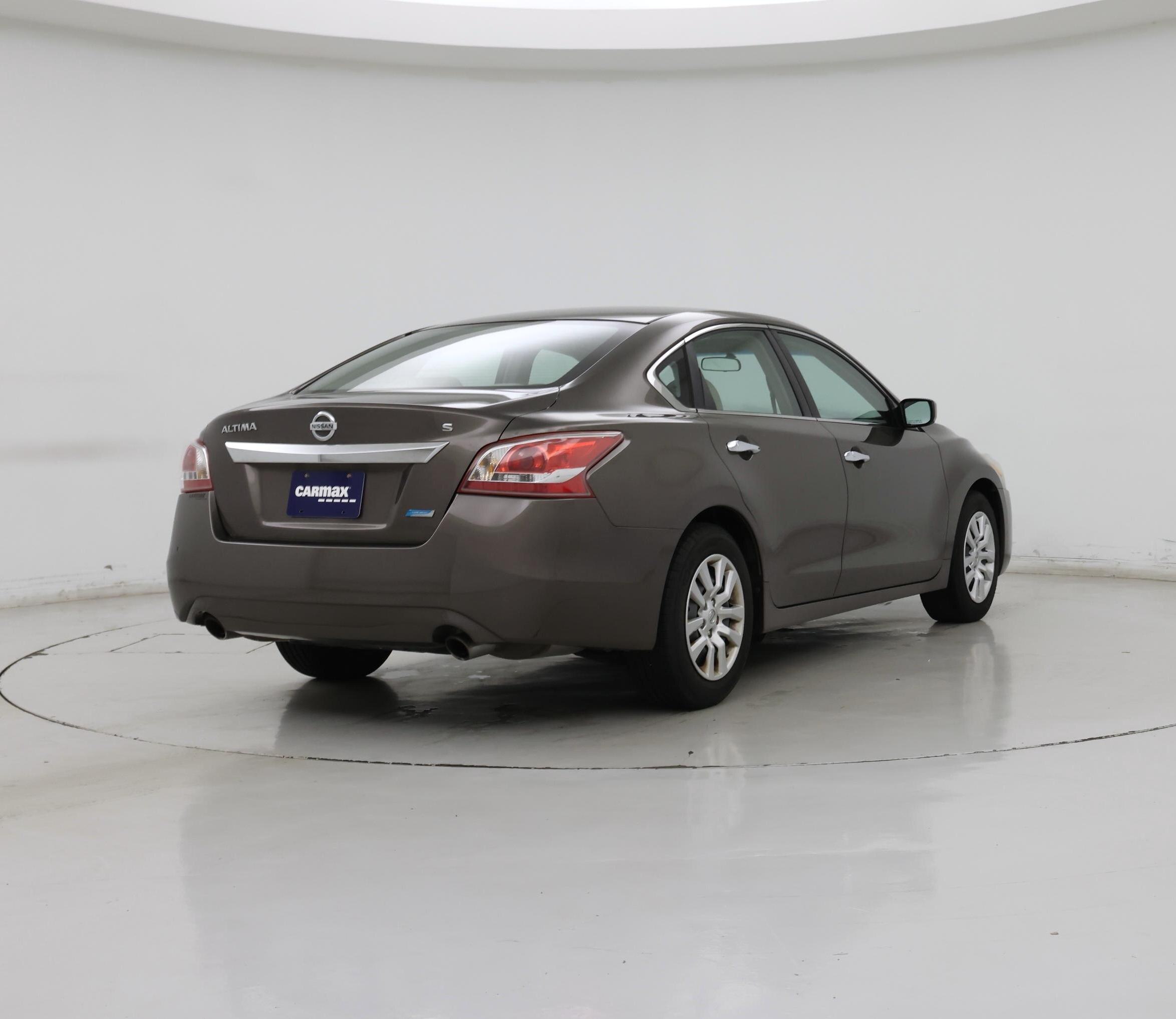 Thumbnail: 2013 Nissan Altima - 8