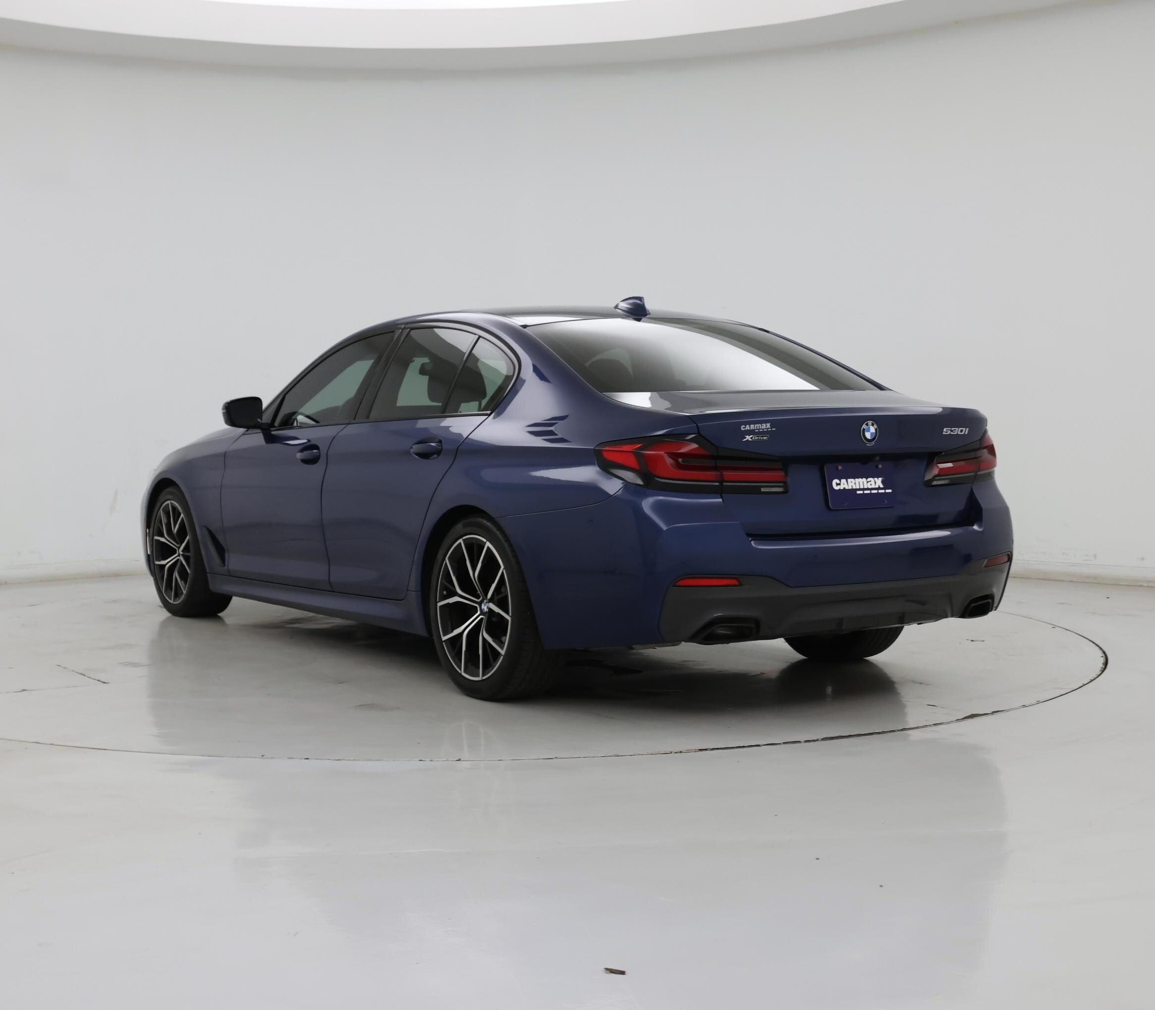Thumbnail: 2021 BMW 5 Series - 2