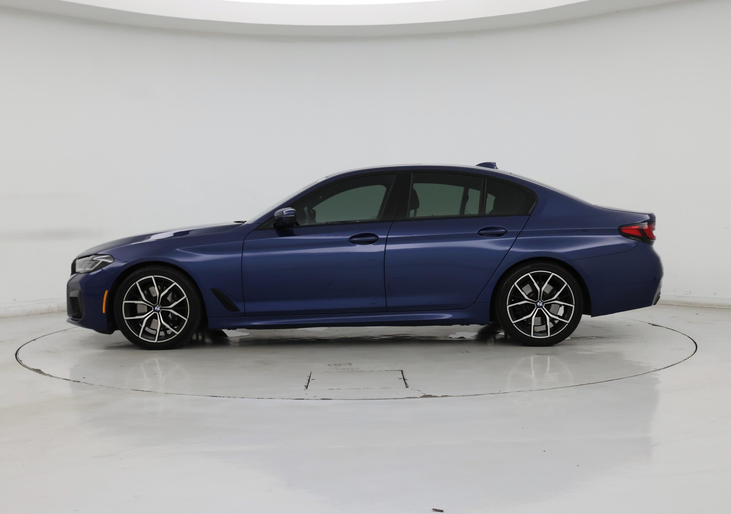 Thumbnail: 2021 BMW 5 Series - 3