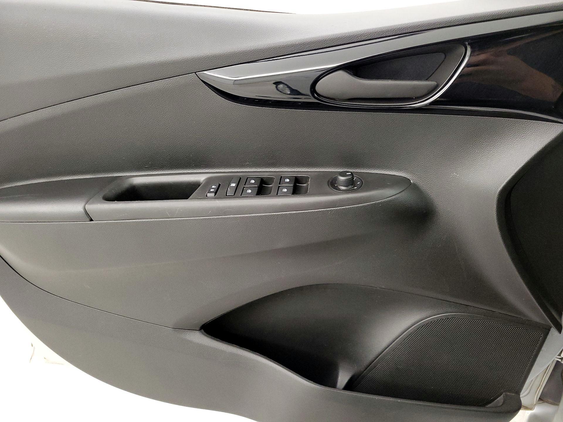 Thumbnail: 2018 Chevrolet Spark - 12