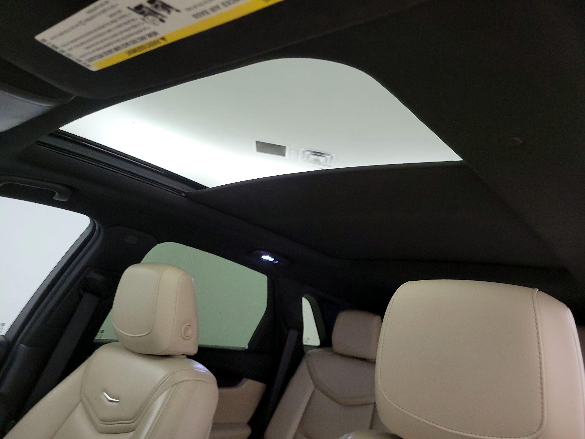 Thumbnail: 2017 Cadillac XT5 - 20