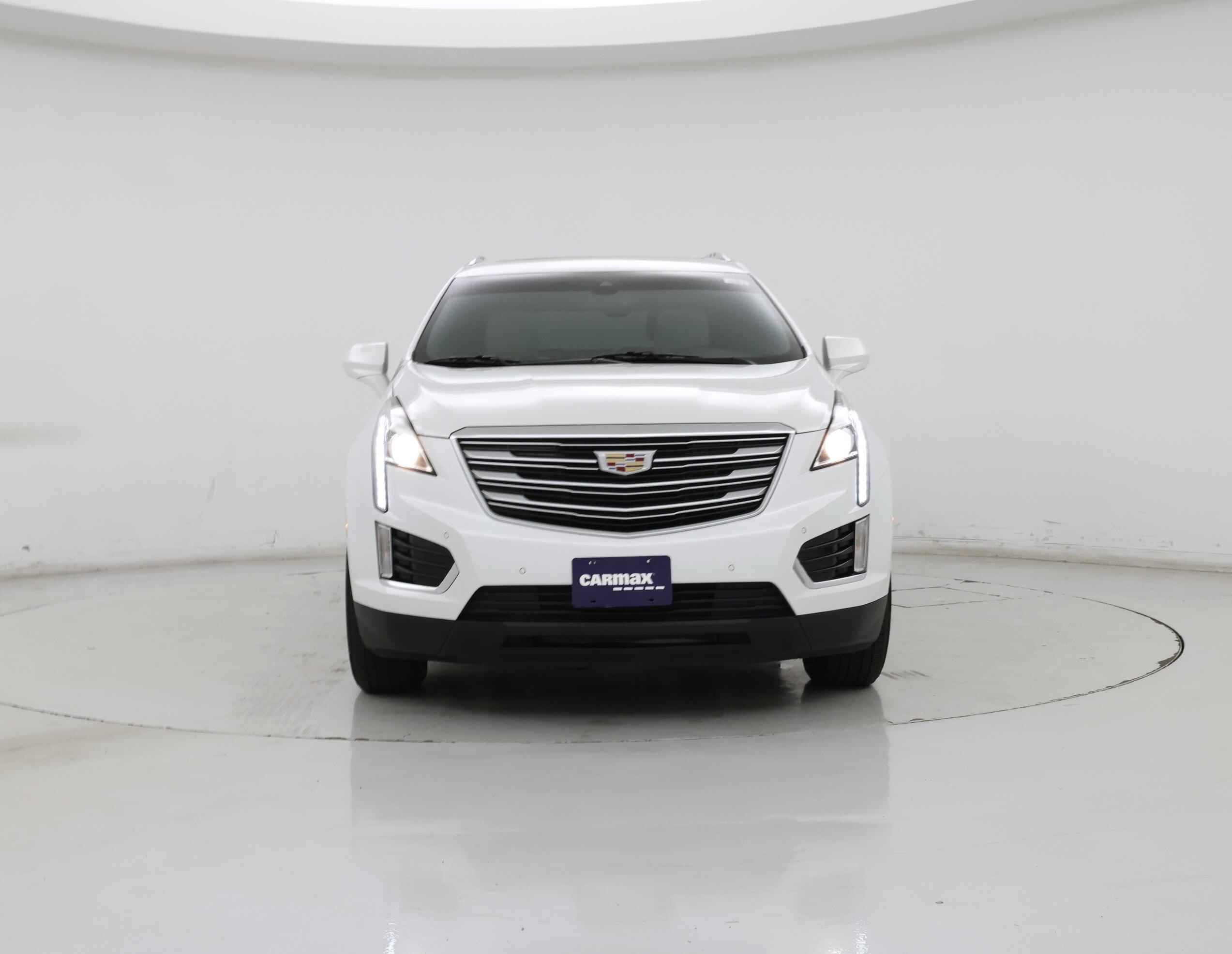 Thumbnail: 2017 Cadillac XT5 - 5