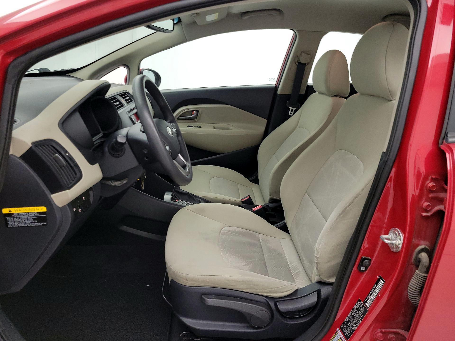 Thumbnail: 2013 Kia Rio - 11