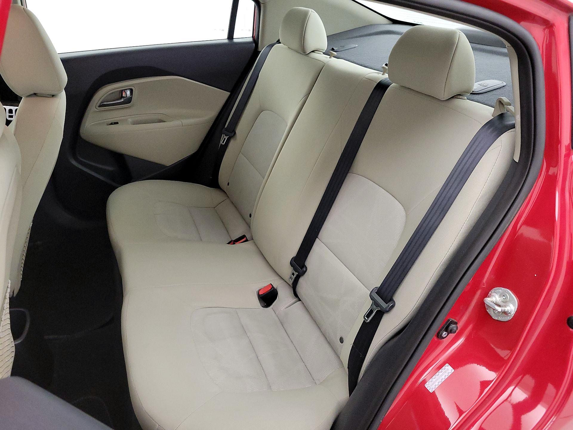 Thumbnail: 2013 Kia Rio - 18