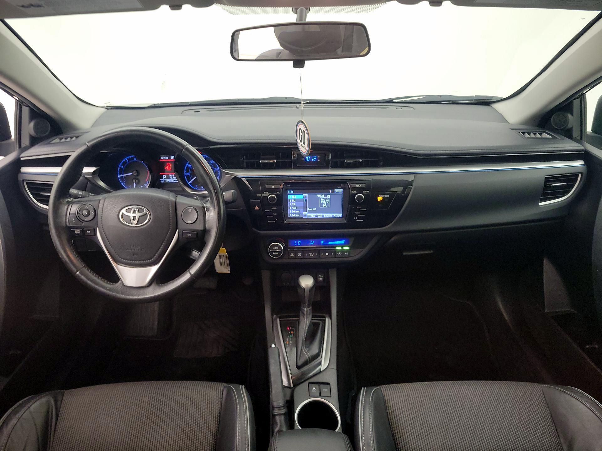 Thumbnail: 2015 Toyota Corolla - 9