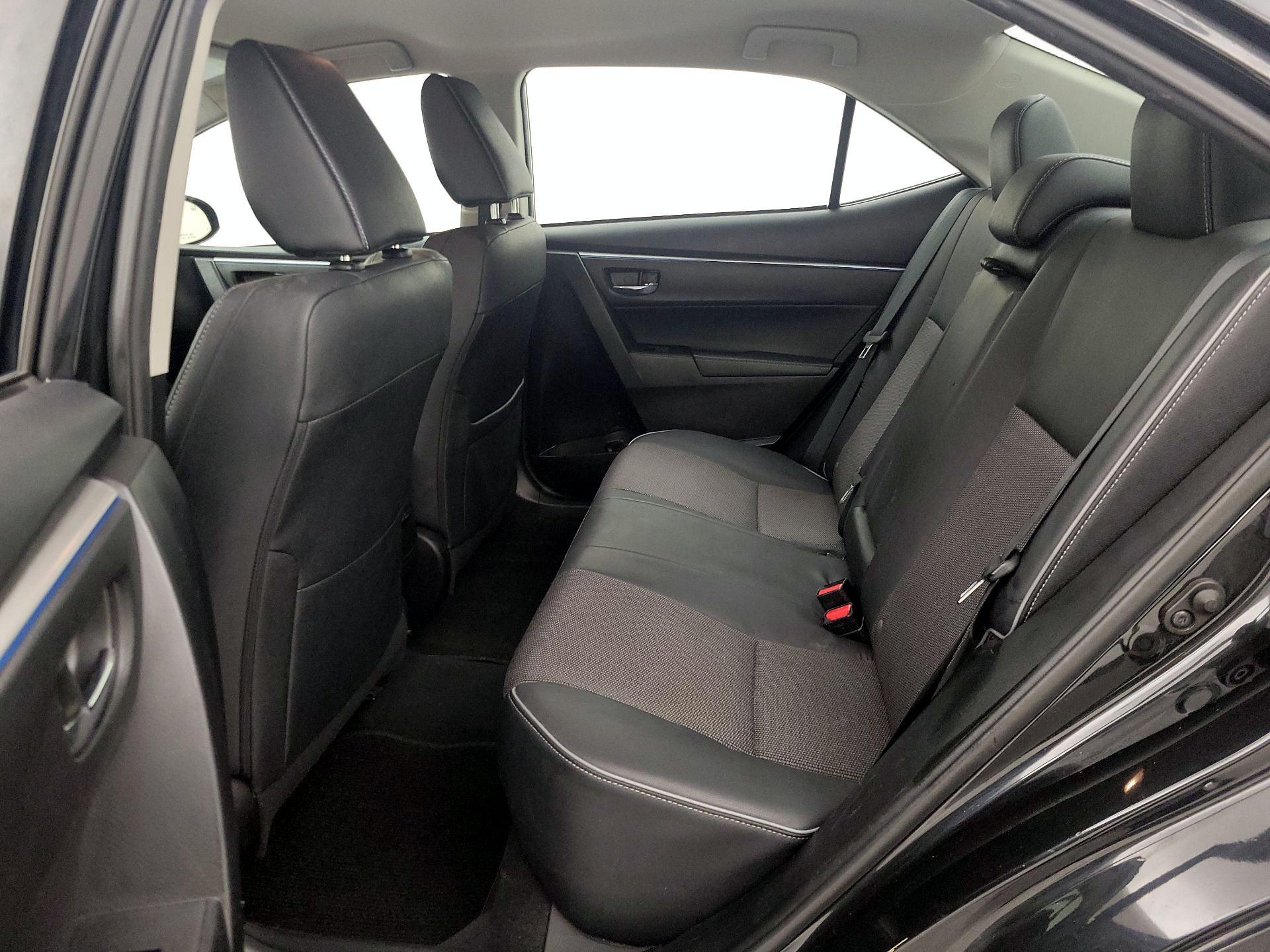 Thumbnail: 2015 Toyota Corolla - 19