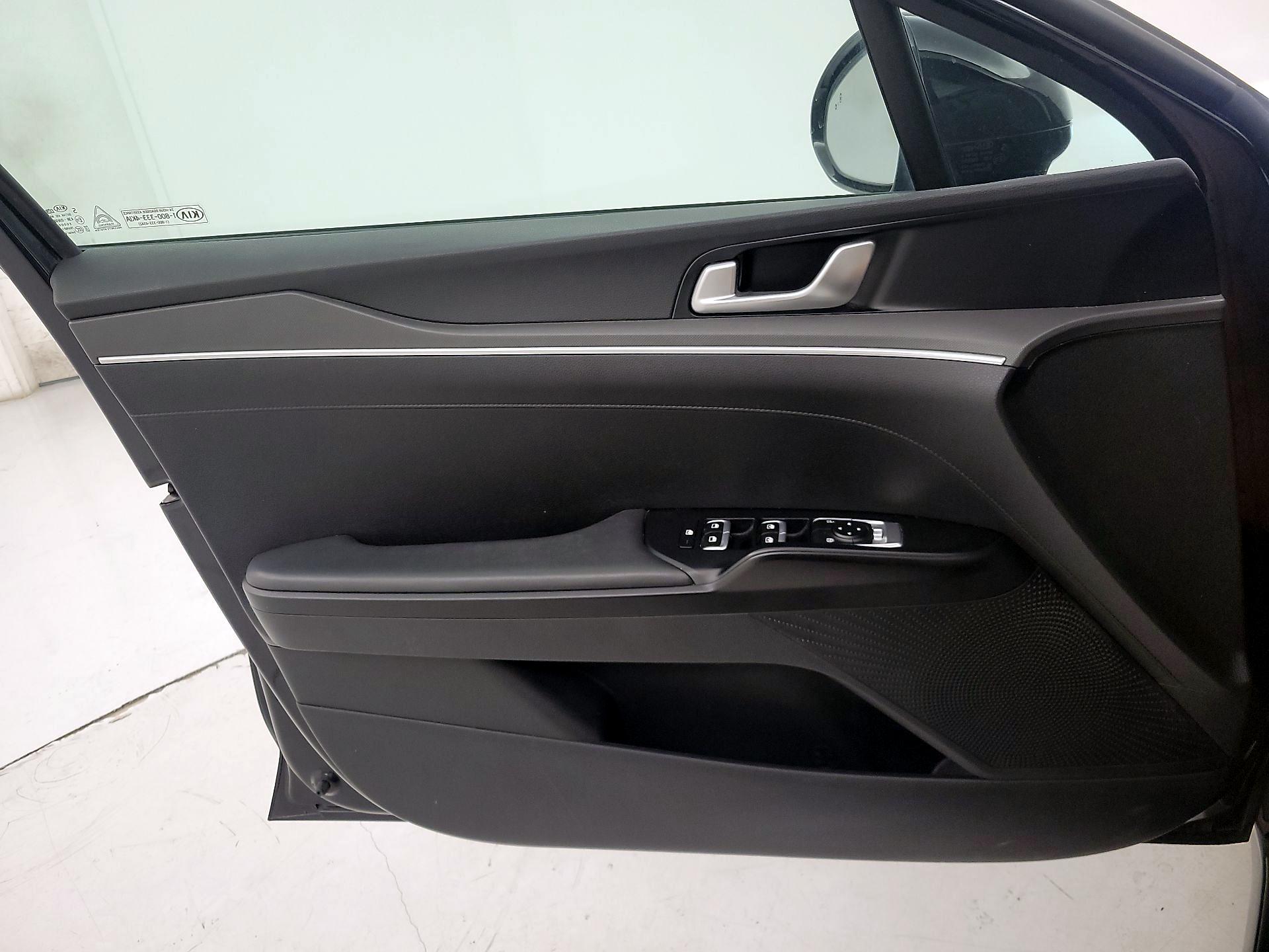 Thumbnail: 2021 Kia K5 - 12