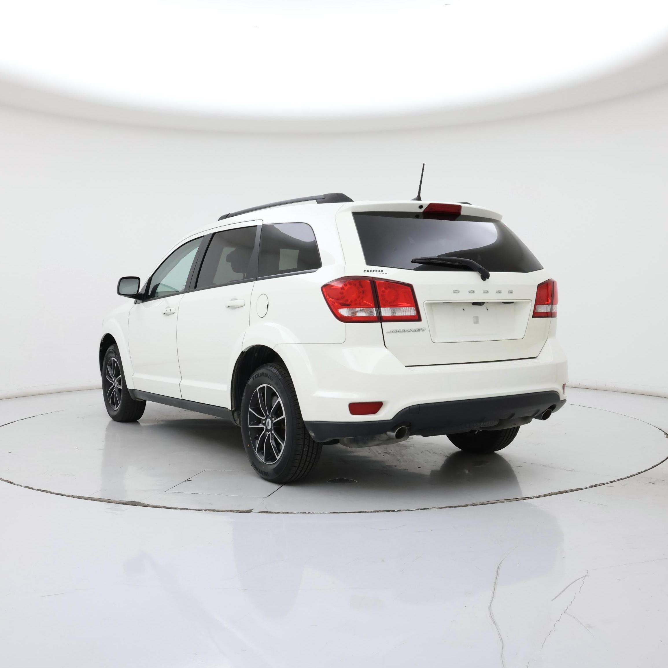 Thumbnail: 2019 Dodge Journey - 2