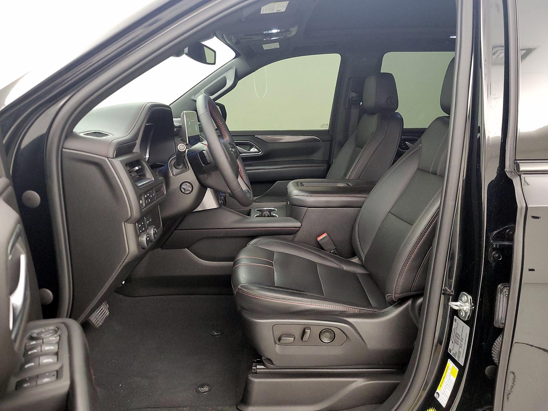 Thumbnail: 2022 Chevrolet Tahoe - 11