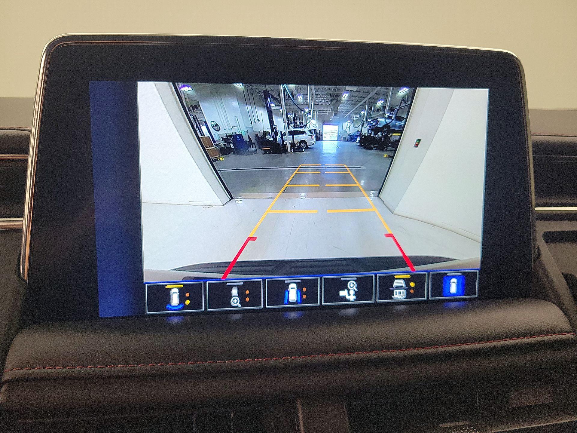 Thumbnail: 2022 Chevrolet Tahoe - 14