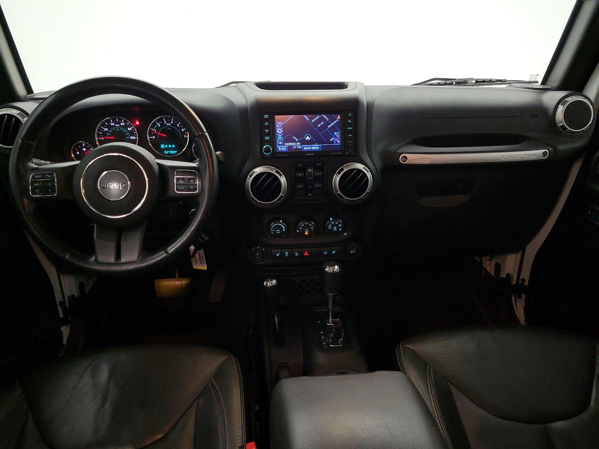Thumbnail: 2015 Jeep Wrangler - 9