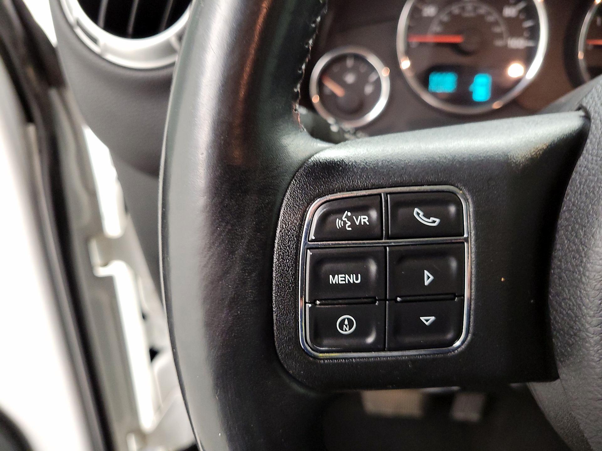 Thumbnail: 2015 Jeep Wrangler - 13