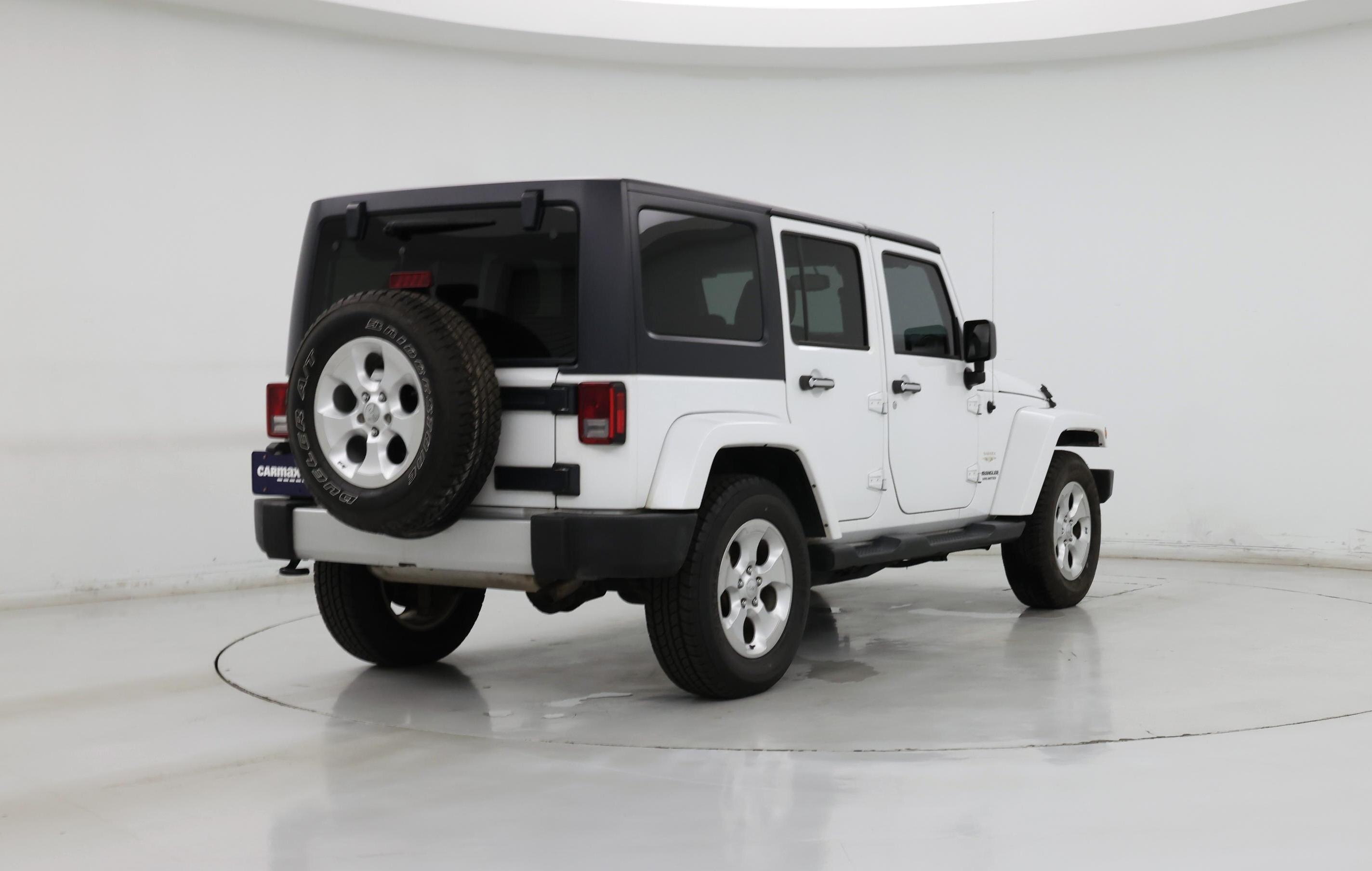 Thumbnail: 2015 Jeep Wrangler - 8