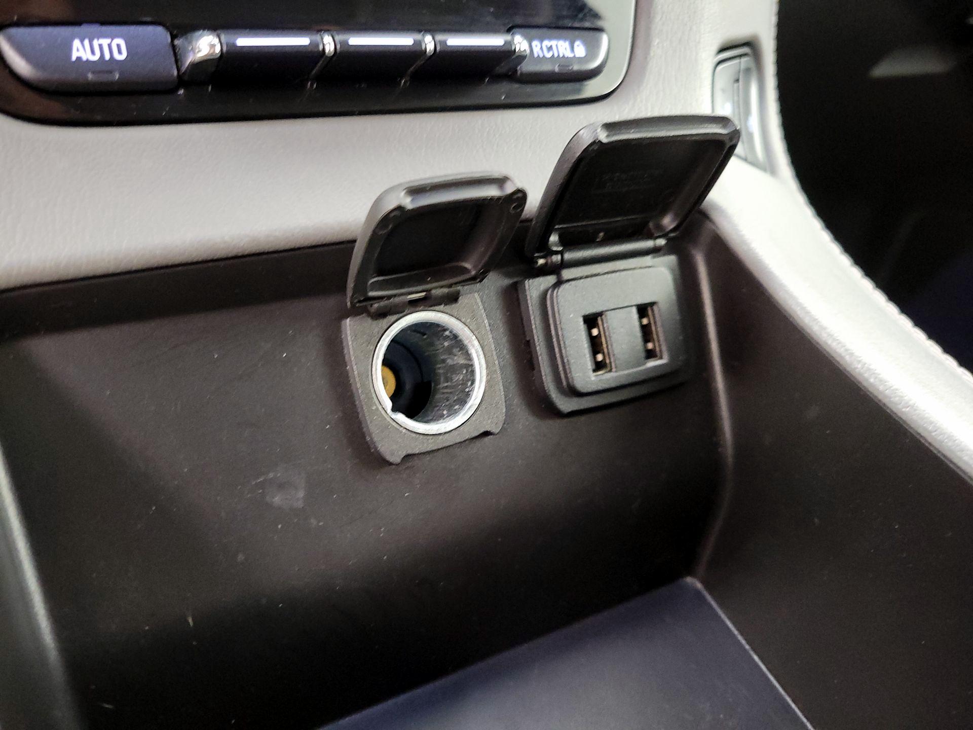 Thumbnail: 2020 Chevrolet Tahoe - 19