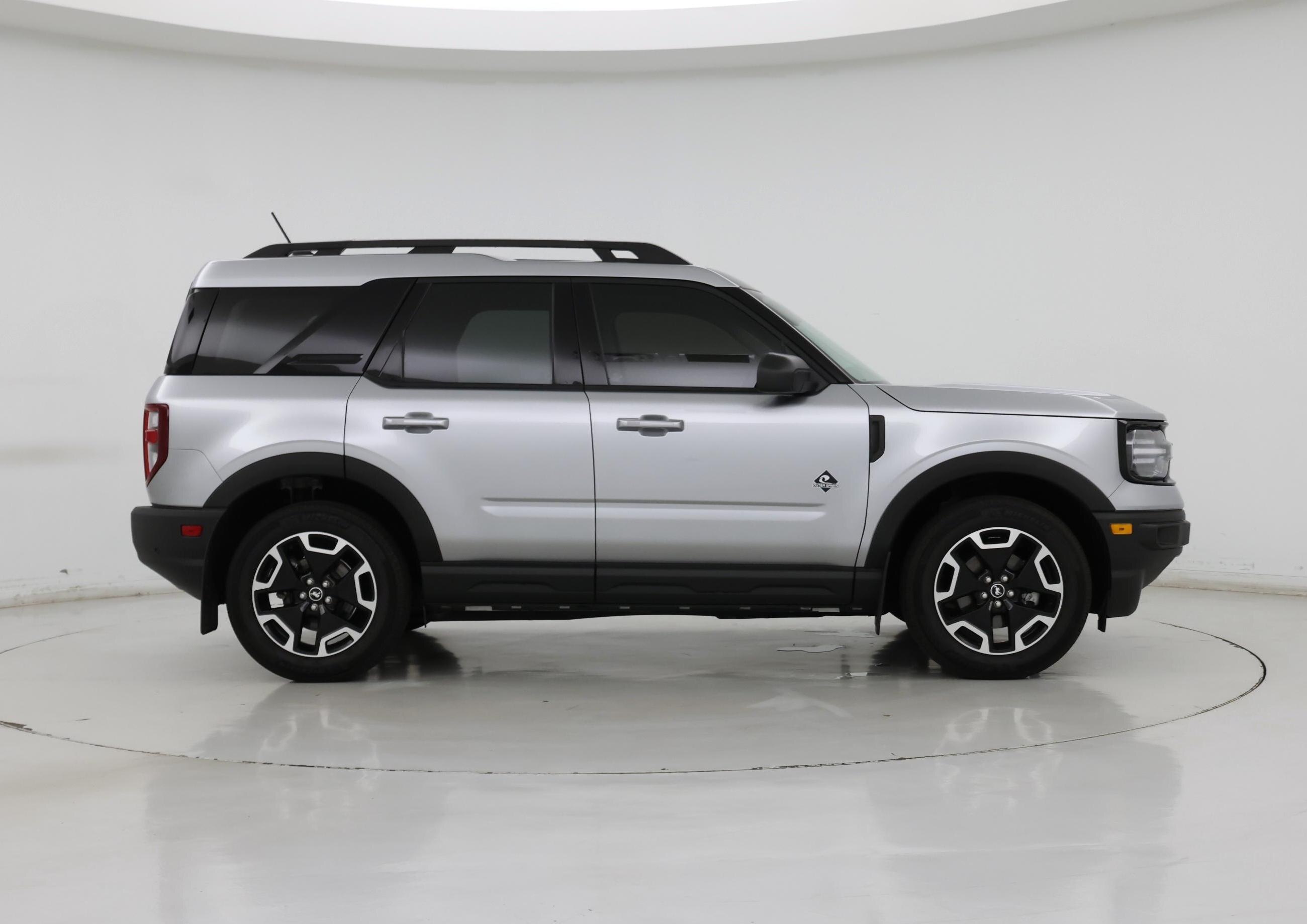 Thumbnail: 2023 Ford Bronco Sport - 7