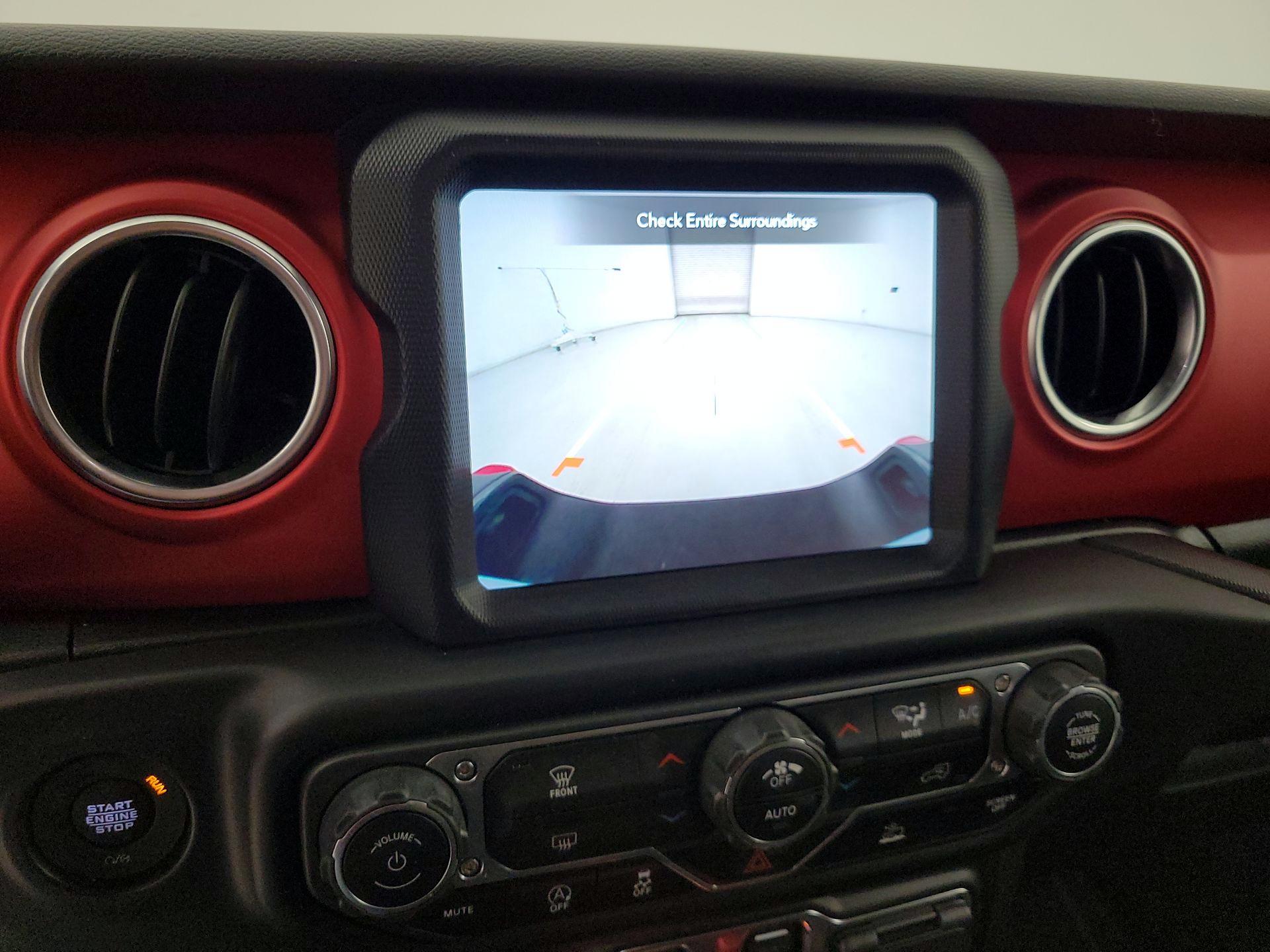 Thumbnail: 2021 Jeep Gladiator - 15