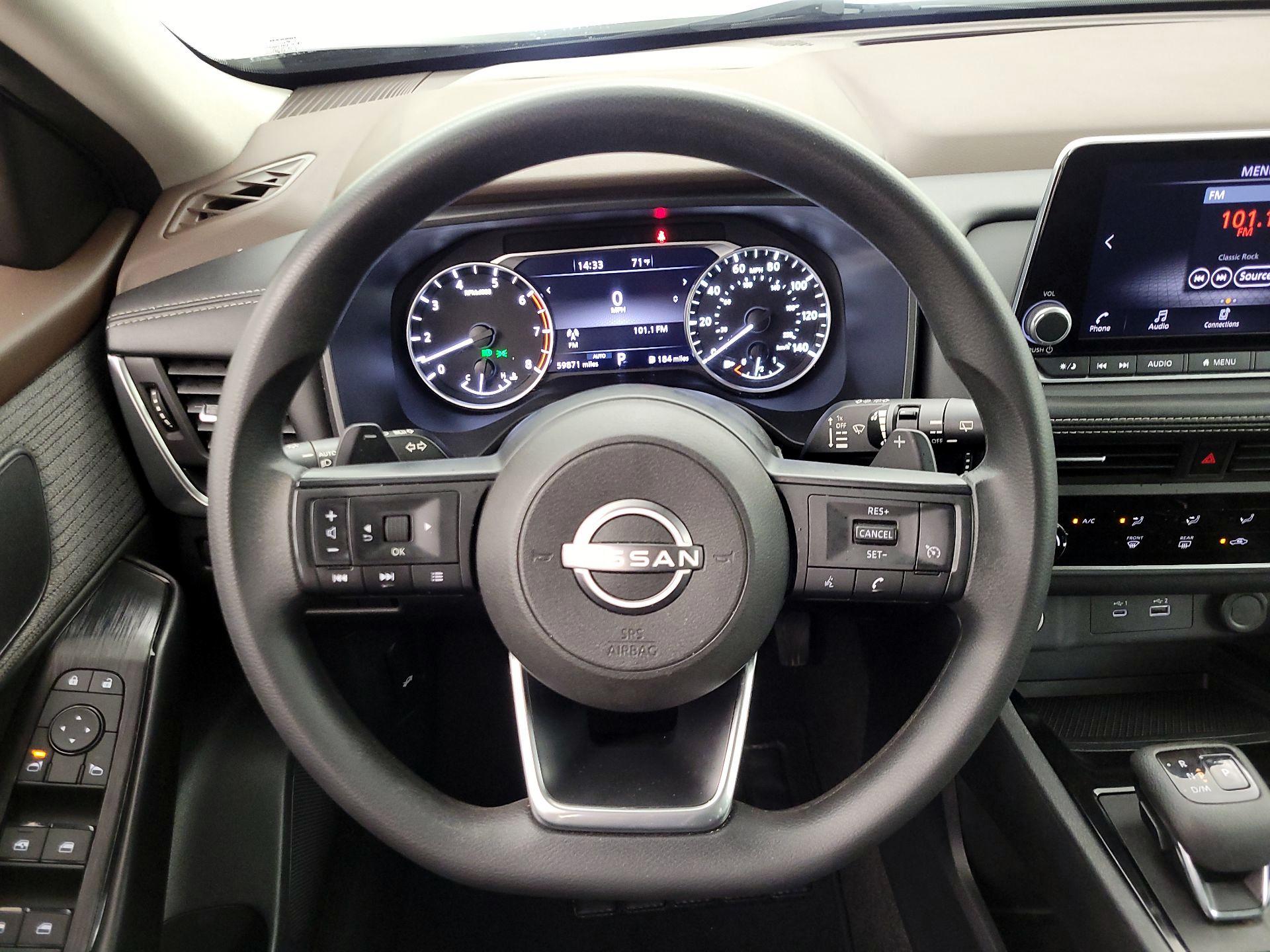 Thumbnail: 2023 Nissan Rogue - 10