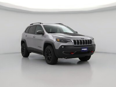 Silver 2019 Jeep Cherokee Trailhawk