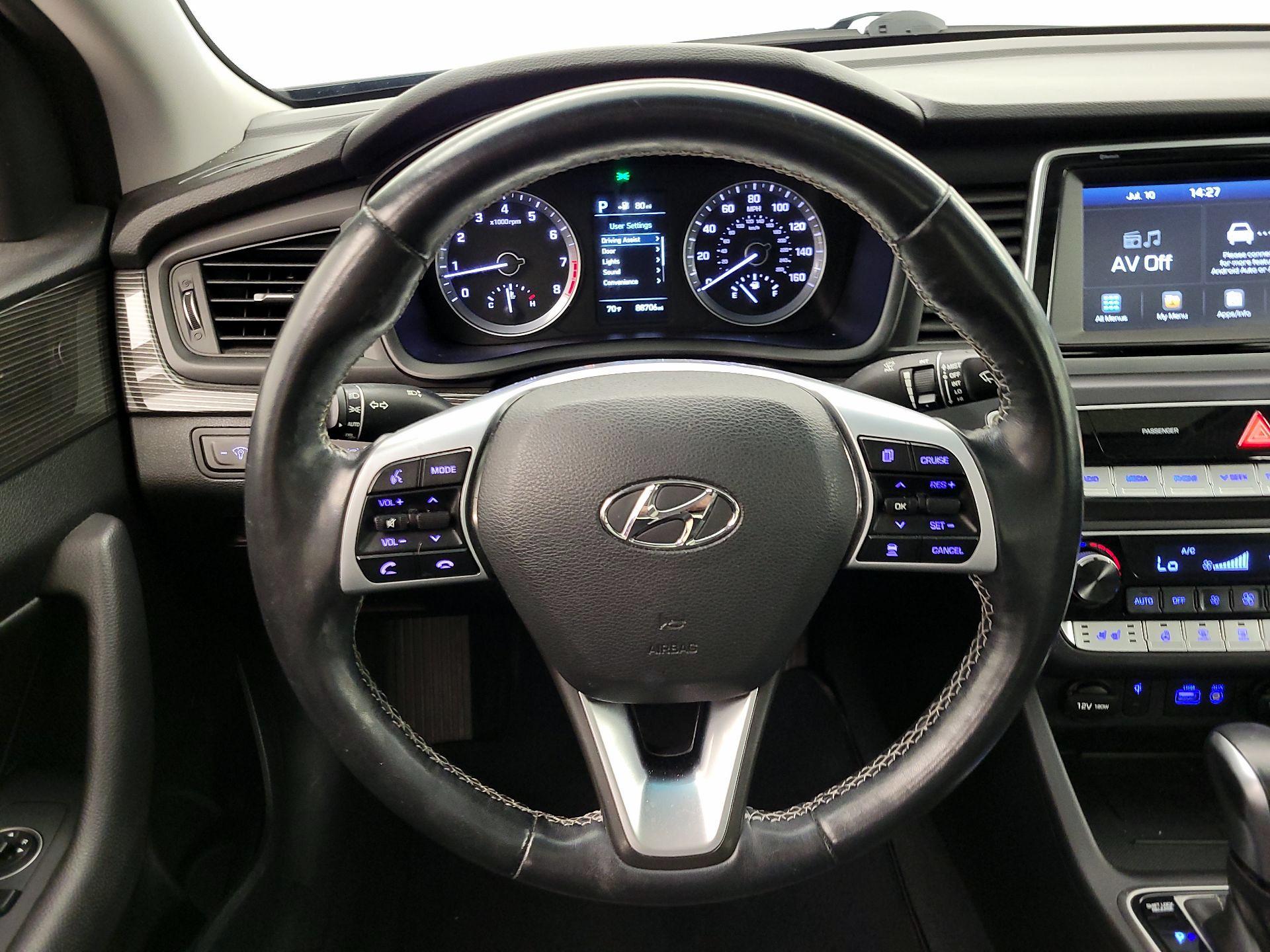 Thumbnail: 2019 Hyundai Sonata - 10