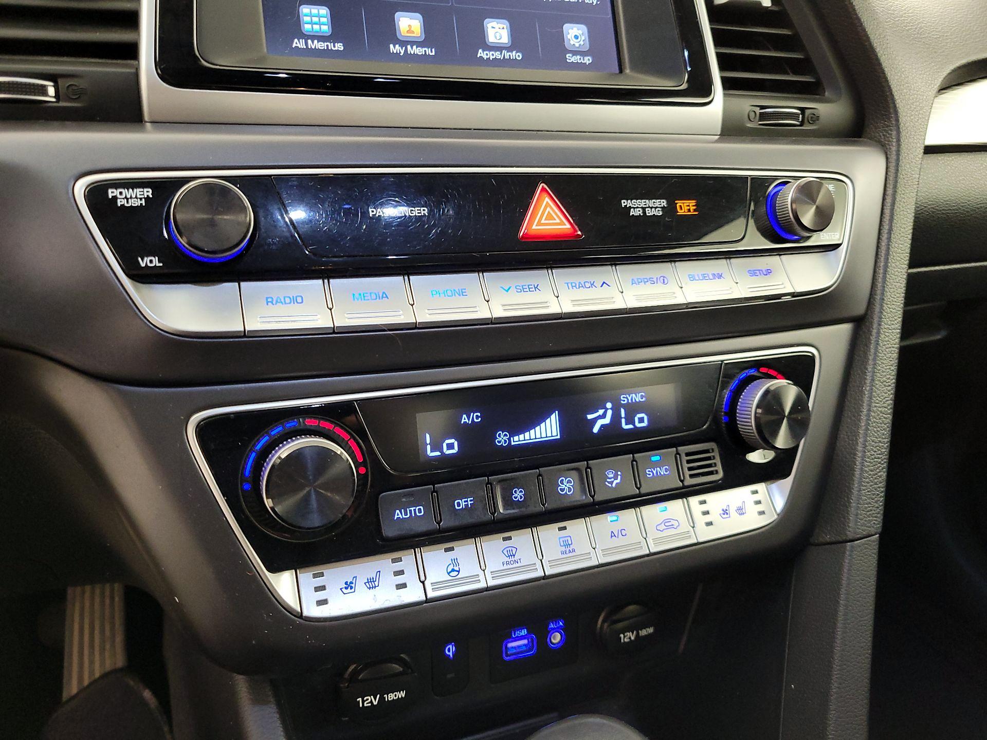 Thumbnail: 2019 Hyundai Sonata - 16